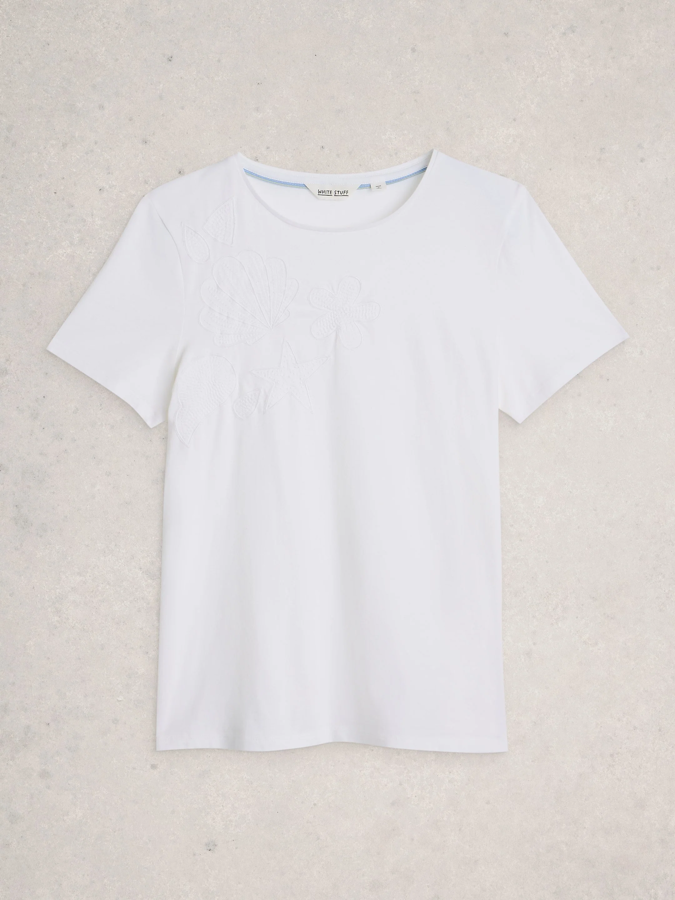 ABBIE EMBROIDERED TEE - Image 5