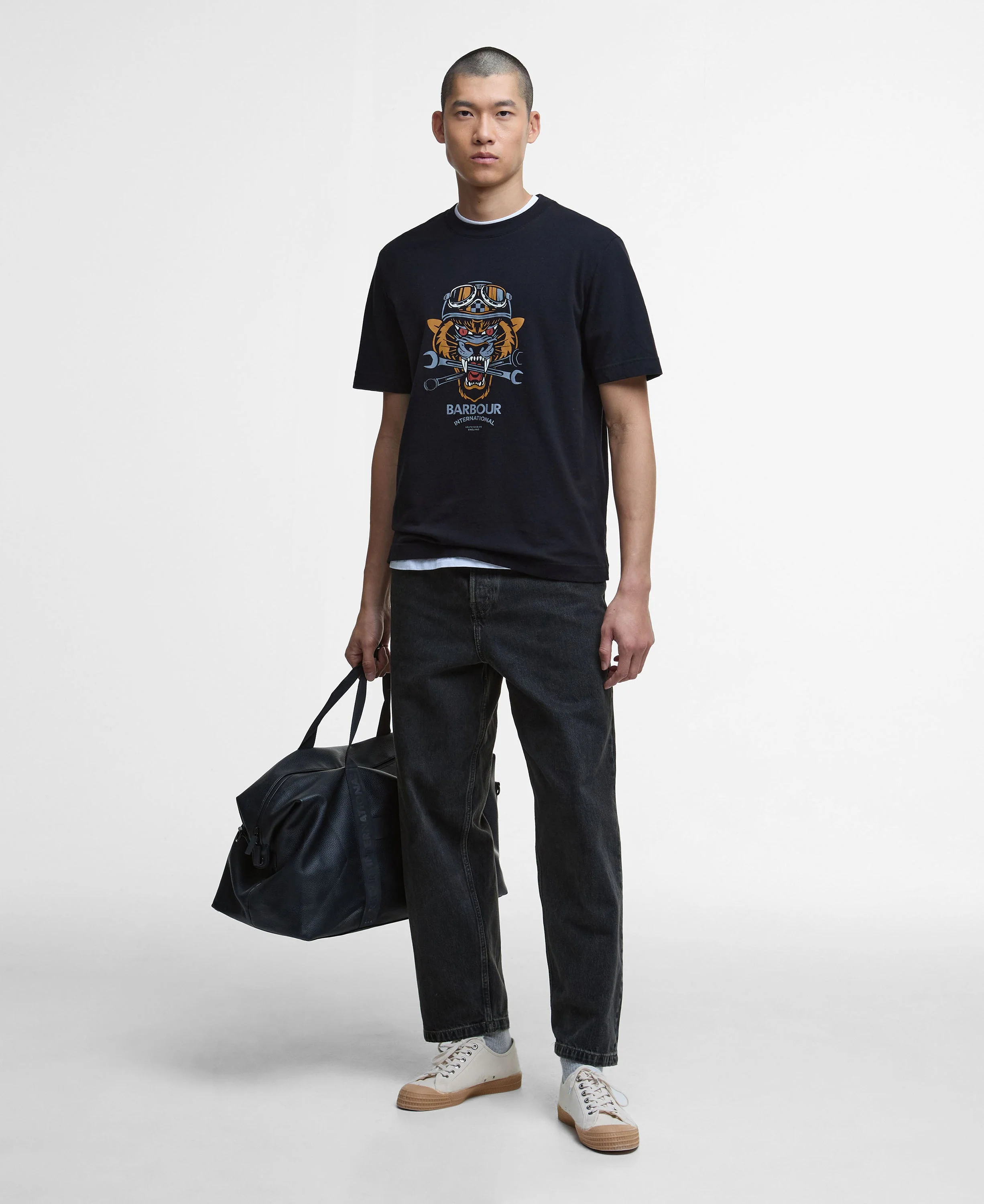 Carlise Graphic T-Shirt - Image 4
