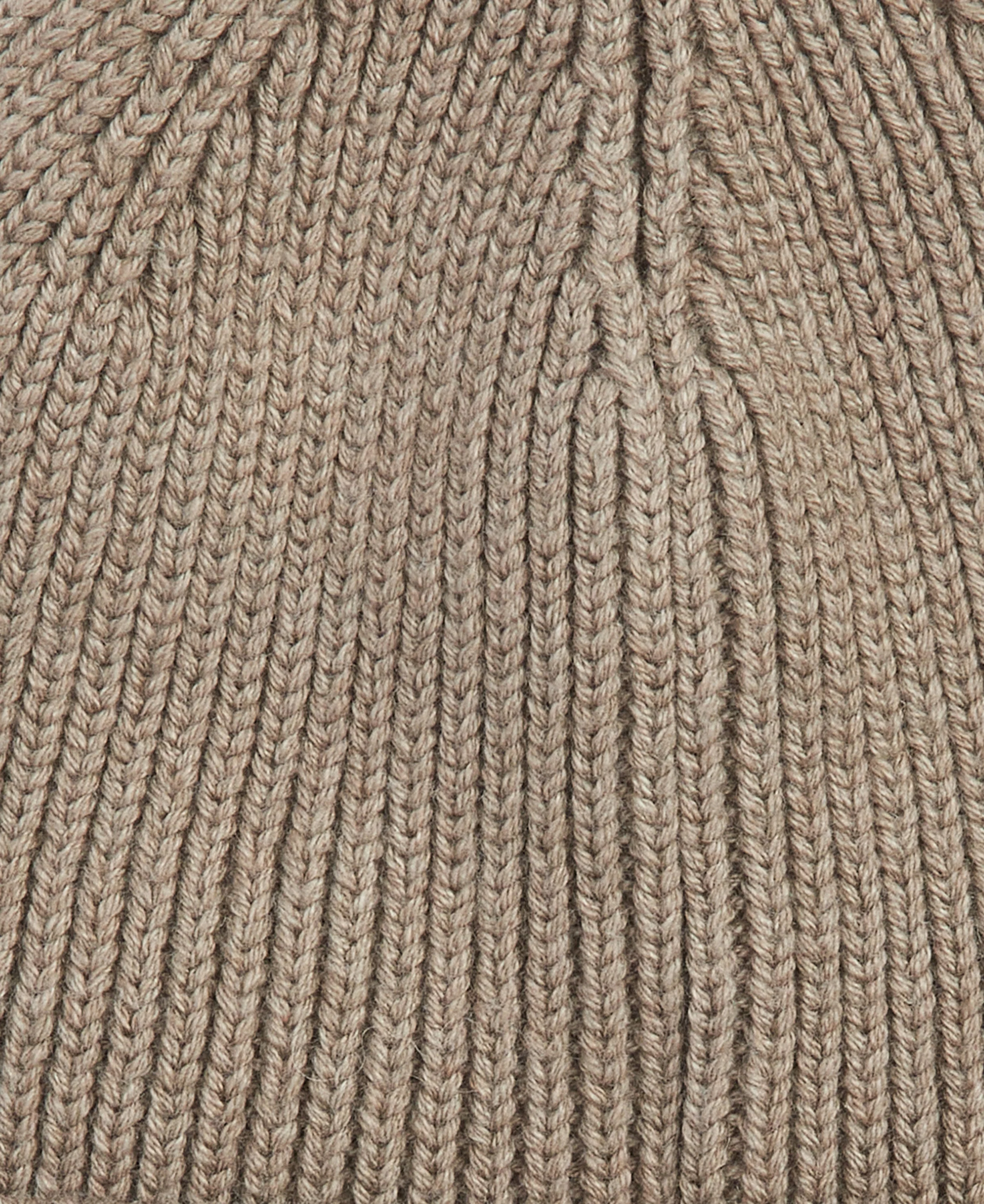 Chester Beanie Hat - Image 8