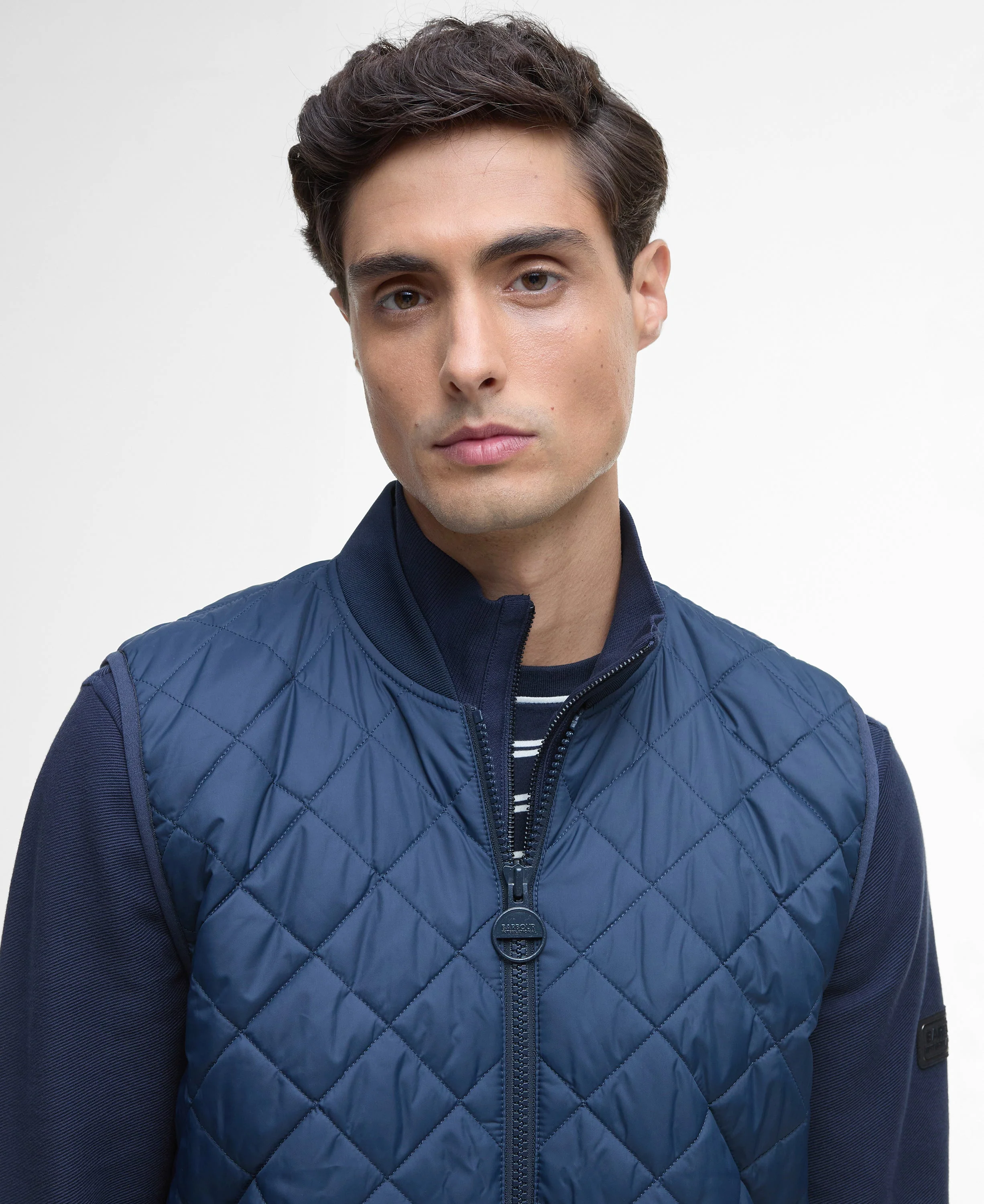 Harfell Quilted Gilet - Image 2