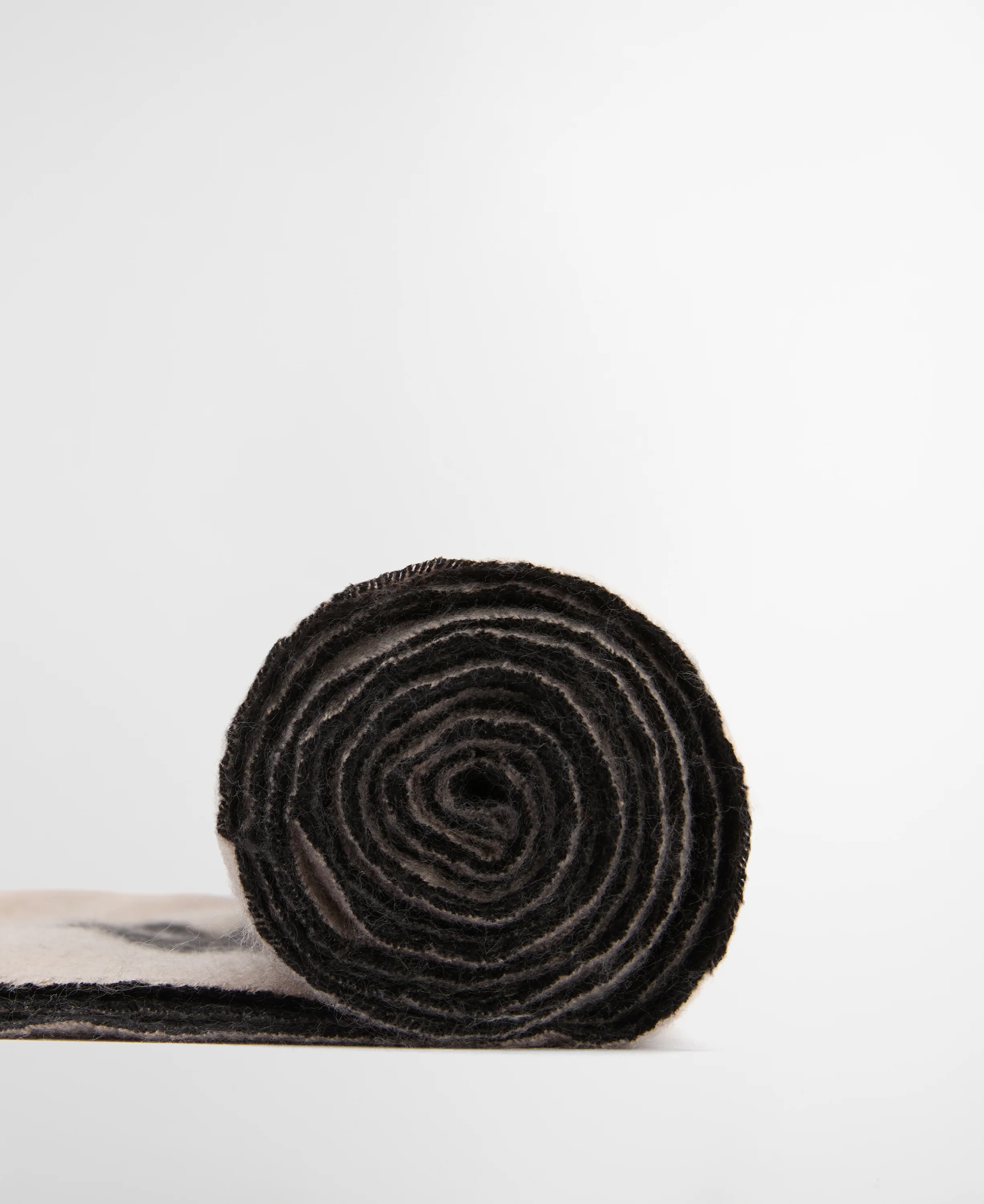 Milla Logo Scarf - Oat/Black - Image 3