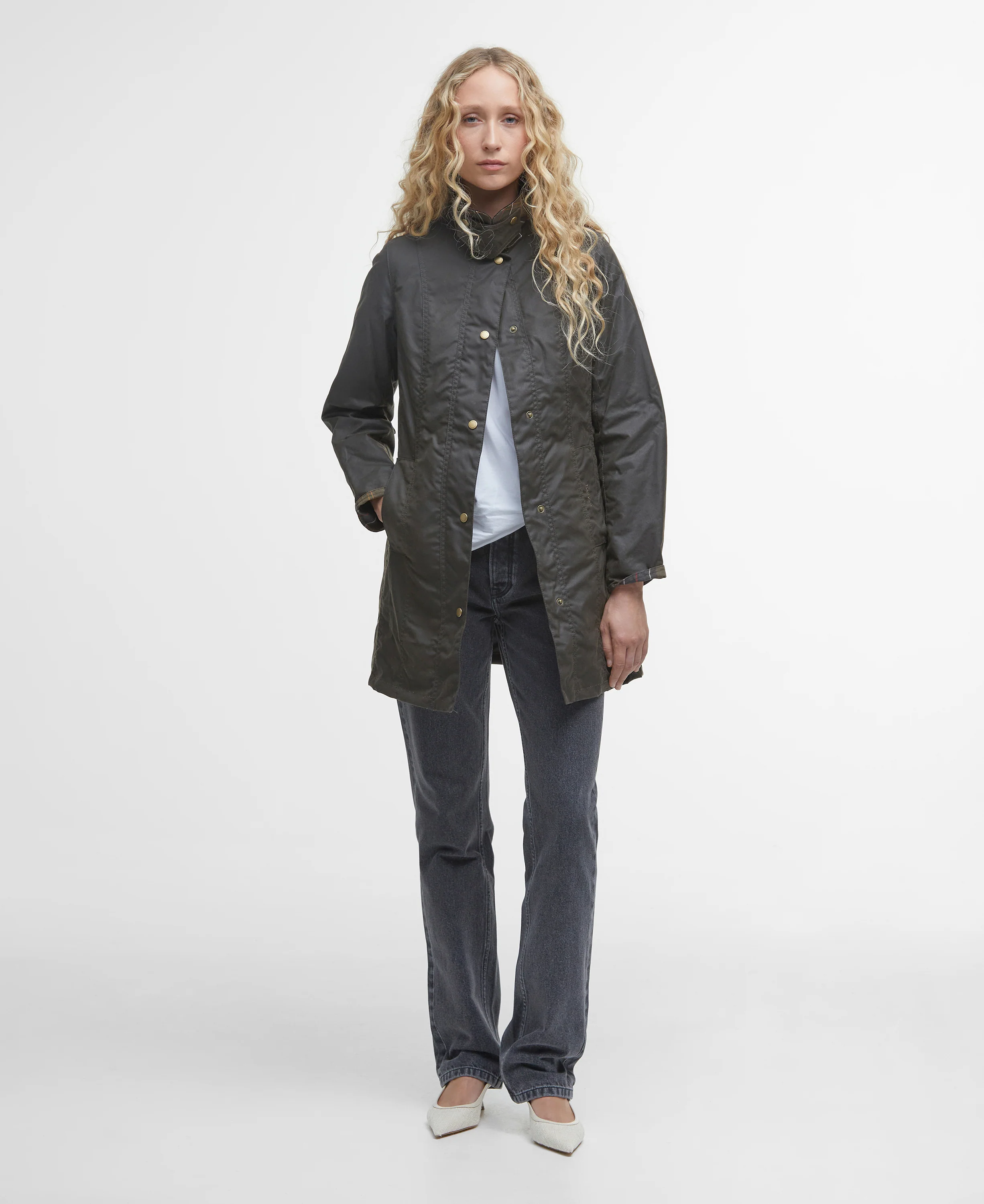Belsay Wax Jacket - Image 17