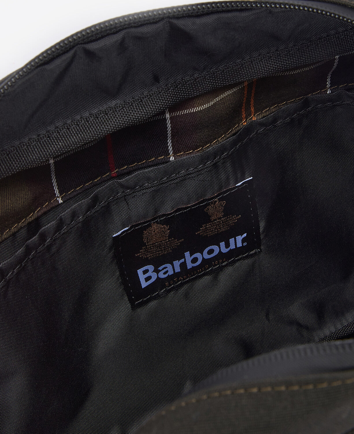 Field Washbag - Image 5