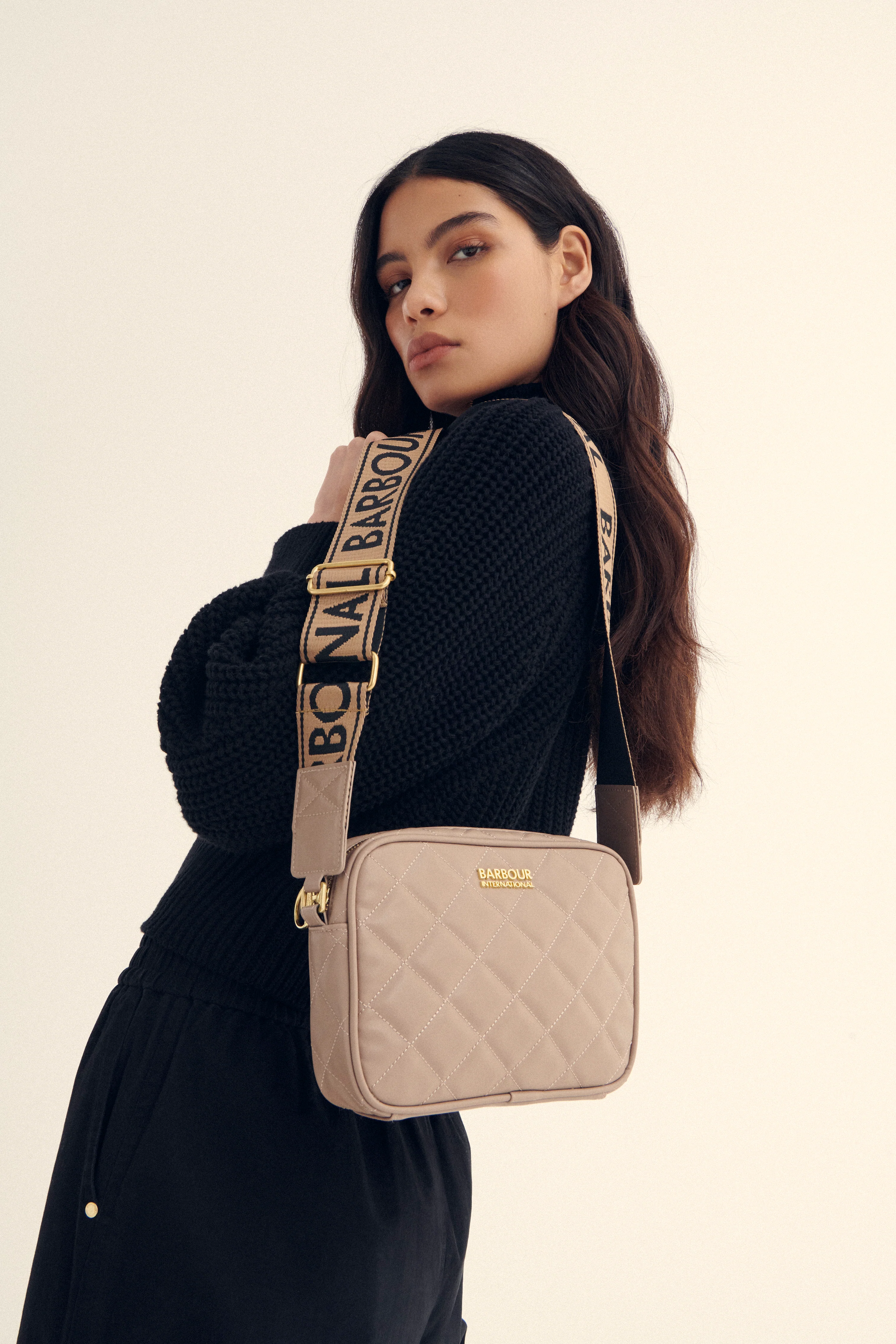 Sloane Quilted Crossbody Bag - Image 23
