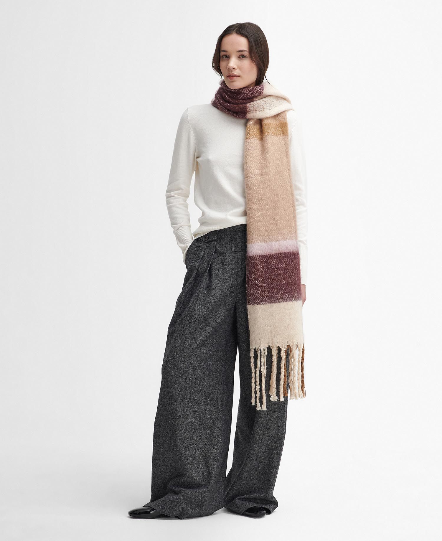 Isla Tartan Boucle Scarf - Image 13