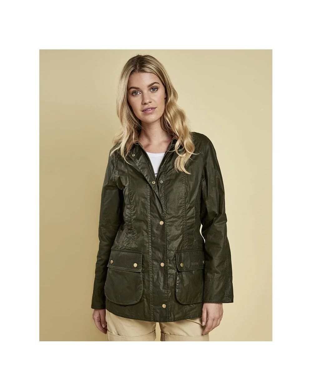 Lightweight Beadnell Waxed Jacket - Image 14