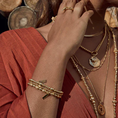 Gold Cute Oval Bracelet - Image 2