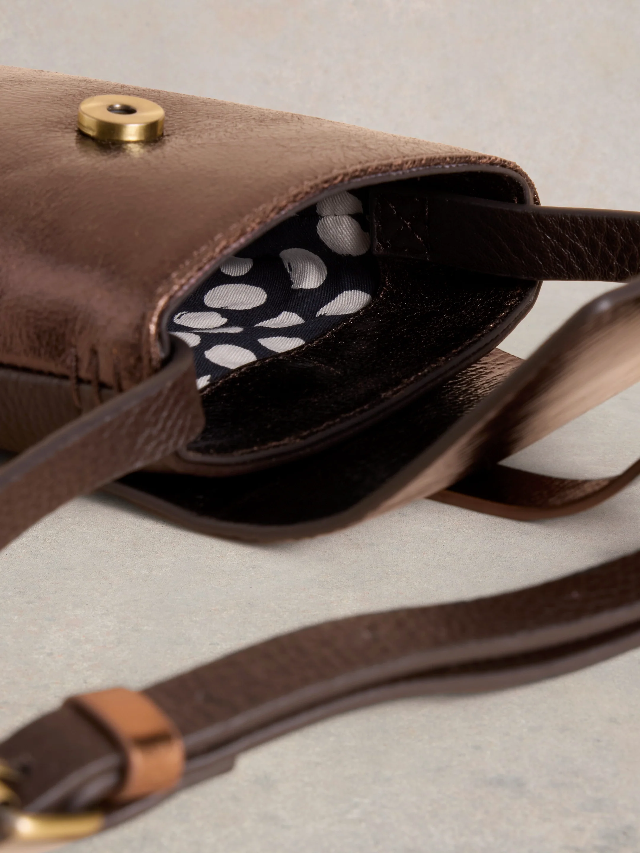 Clara Buckle Leather Phone Bag - Image 3