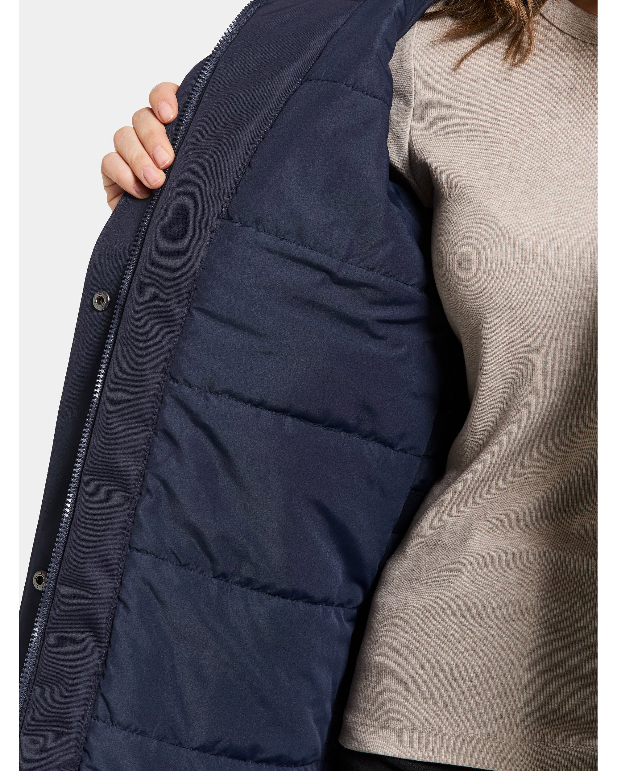 Luna Parka - Image 5