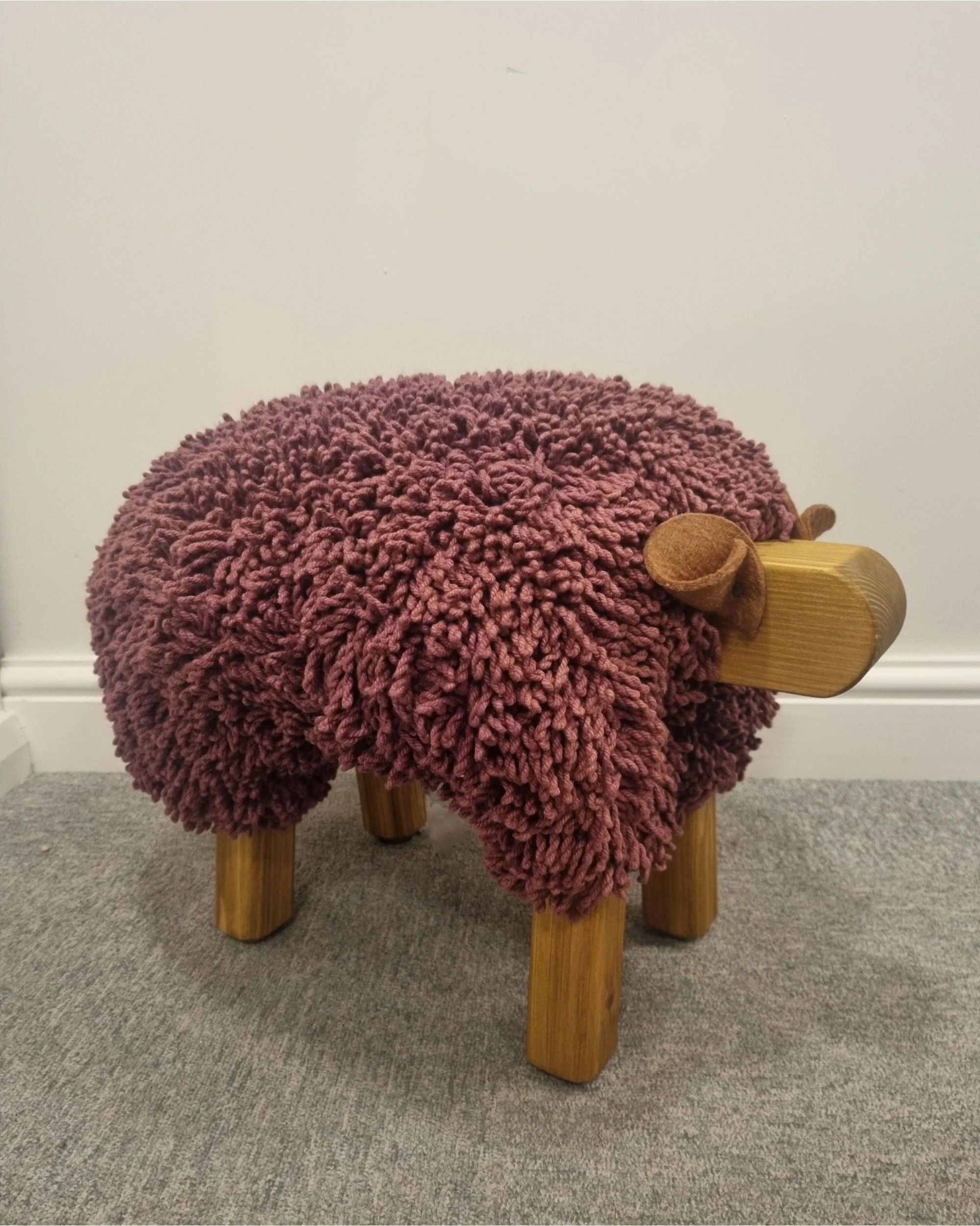 Ewemoo Sheep Footrest - Image 7