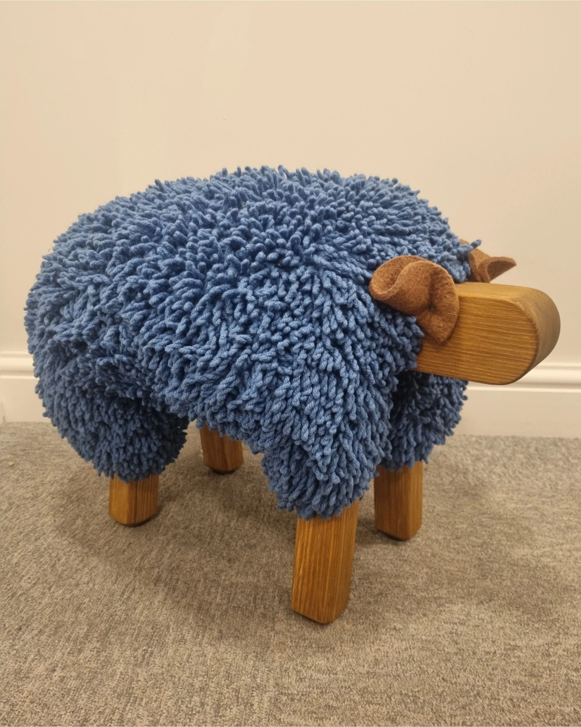 Ewemoo Sheep Footrest - Image 8