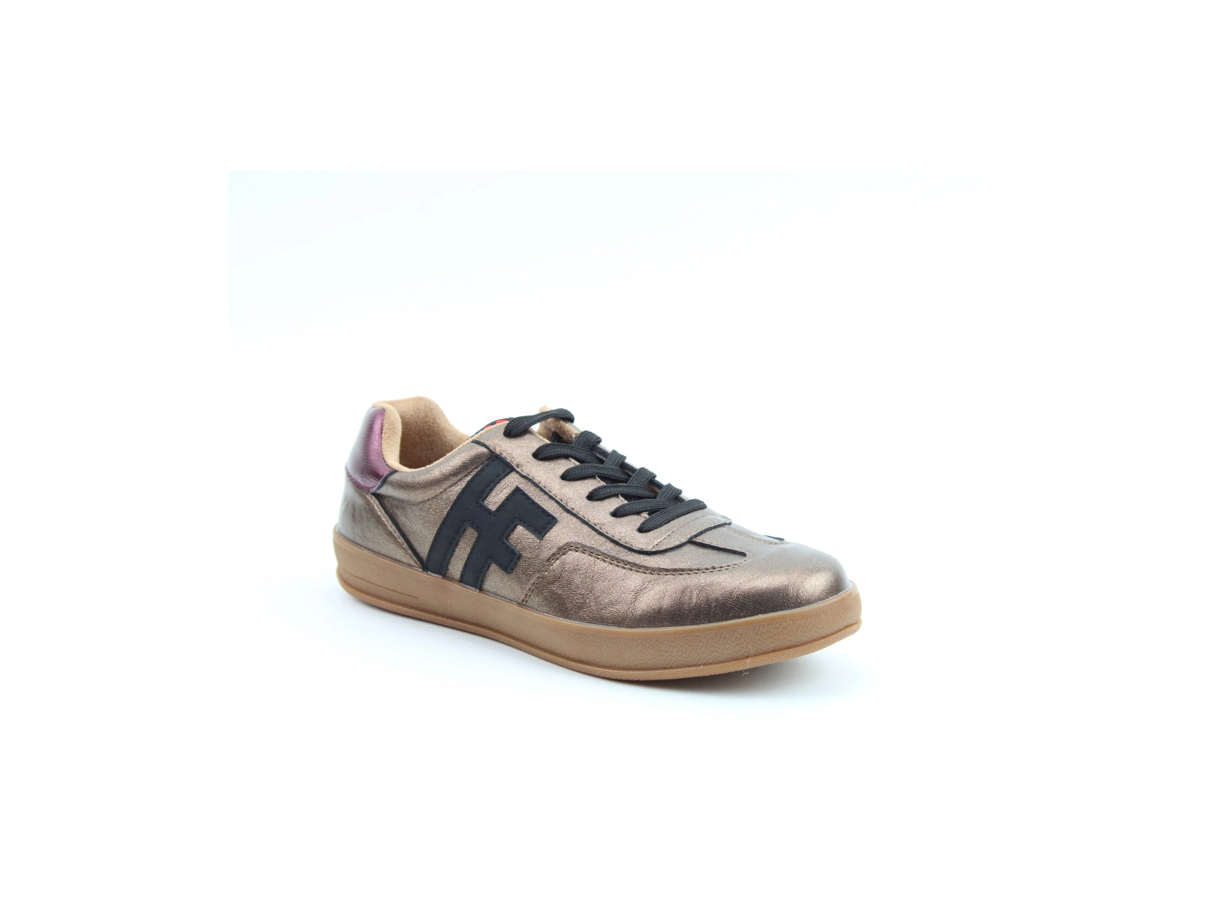 Madison Trainer - Image 25