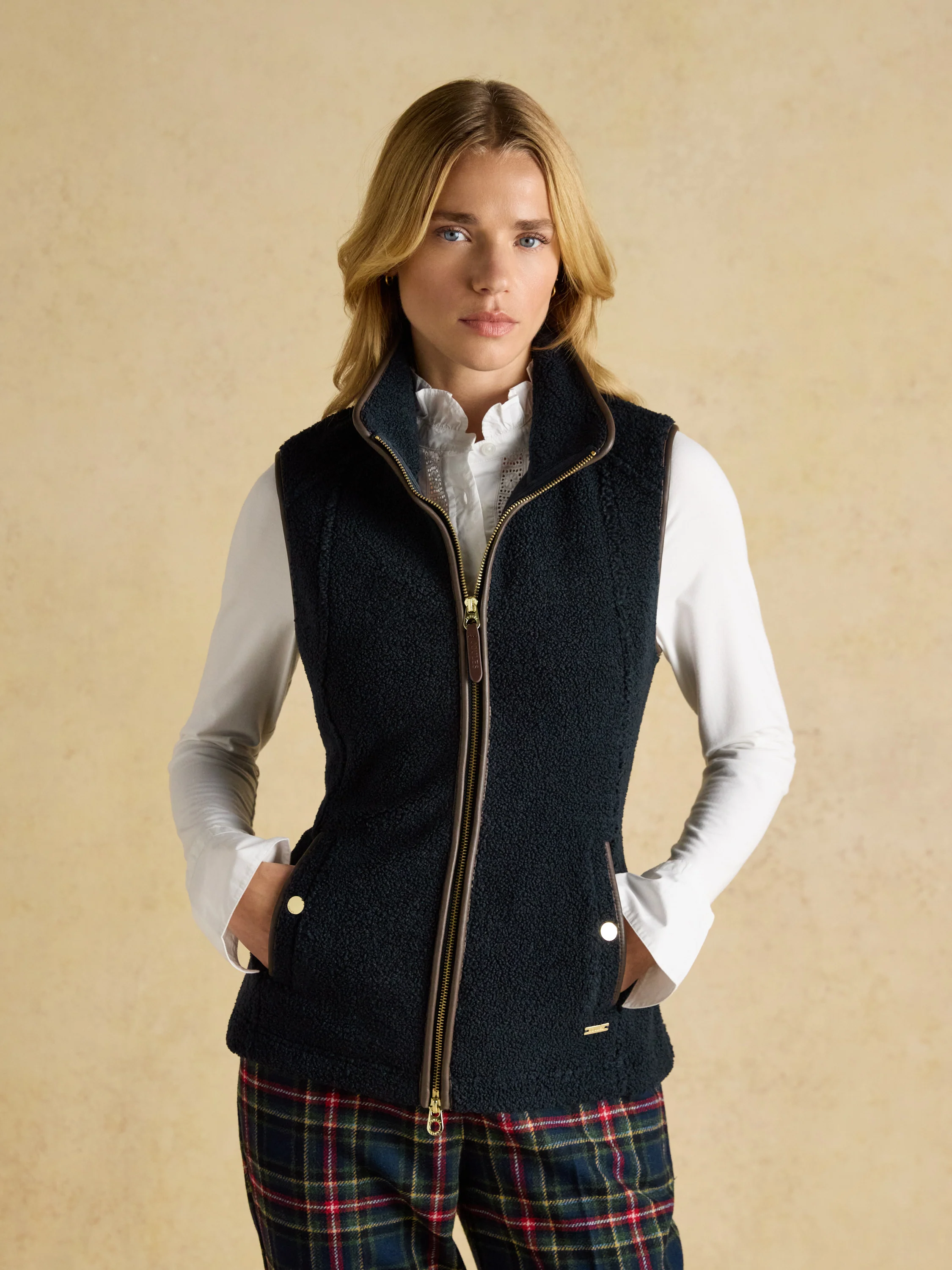 Heritage Borg Gilet - Image 3