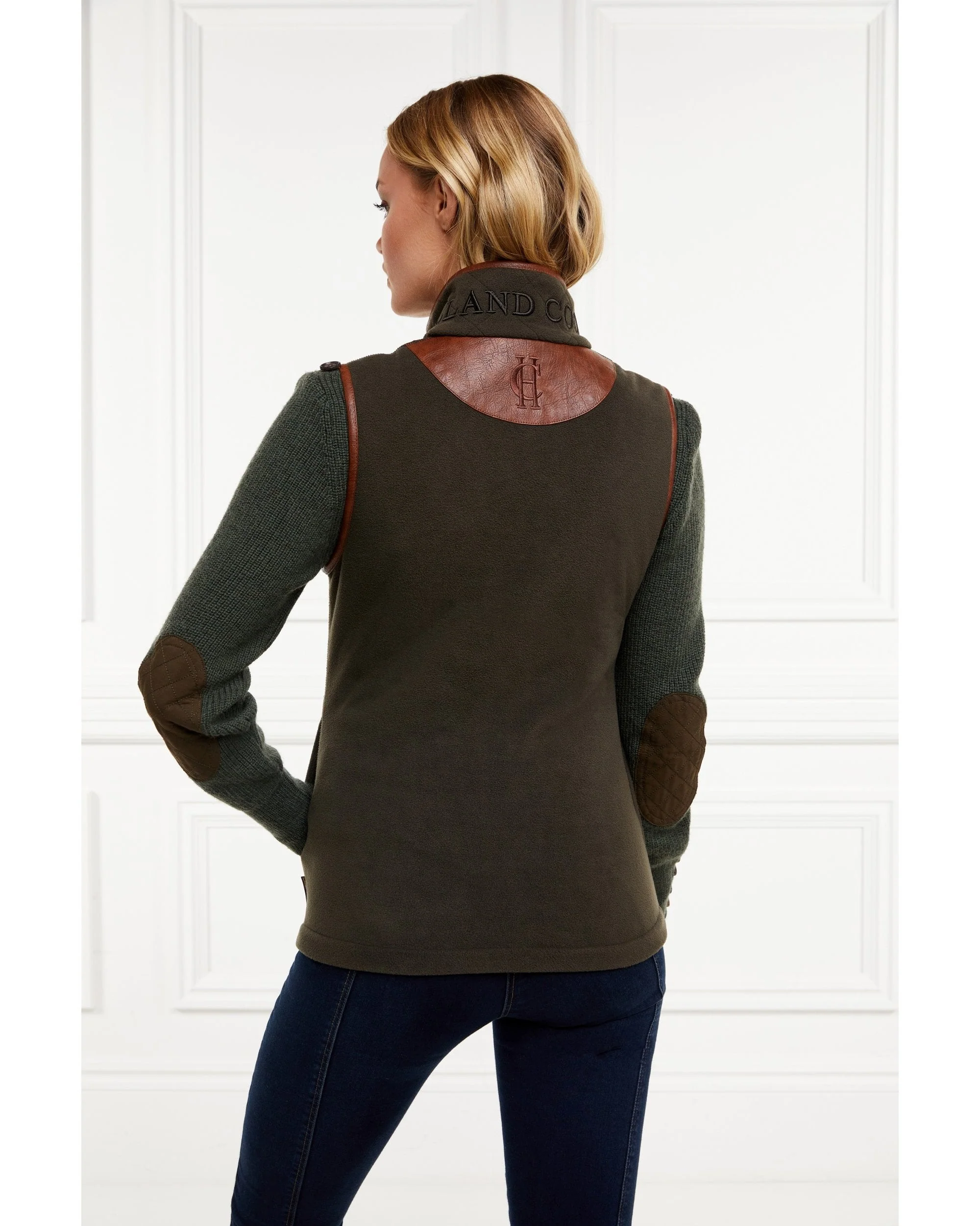 Country Fleece Gilet - Image 12