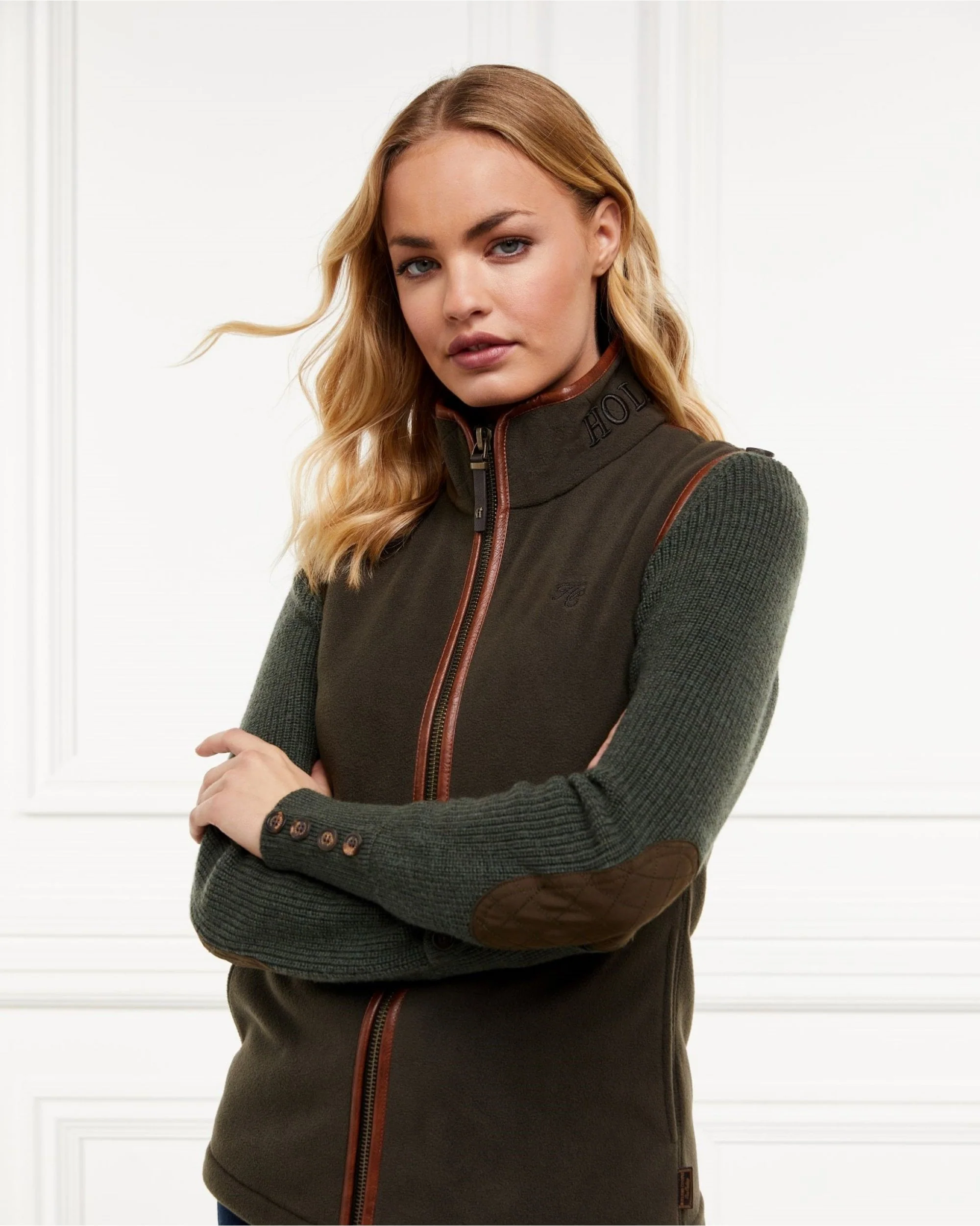 Country Fleece Gilet - Image 17