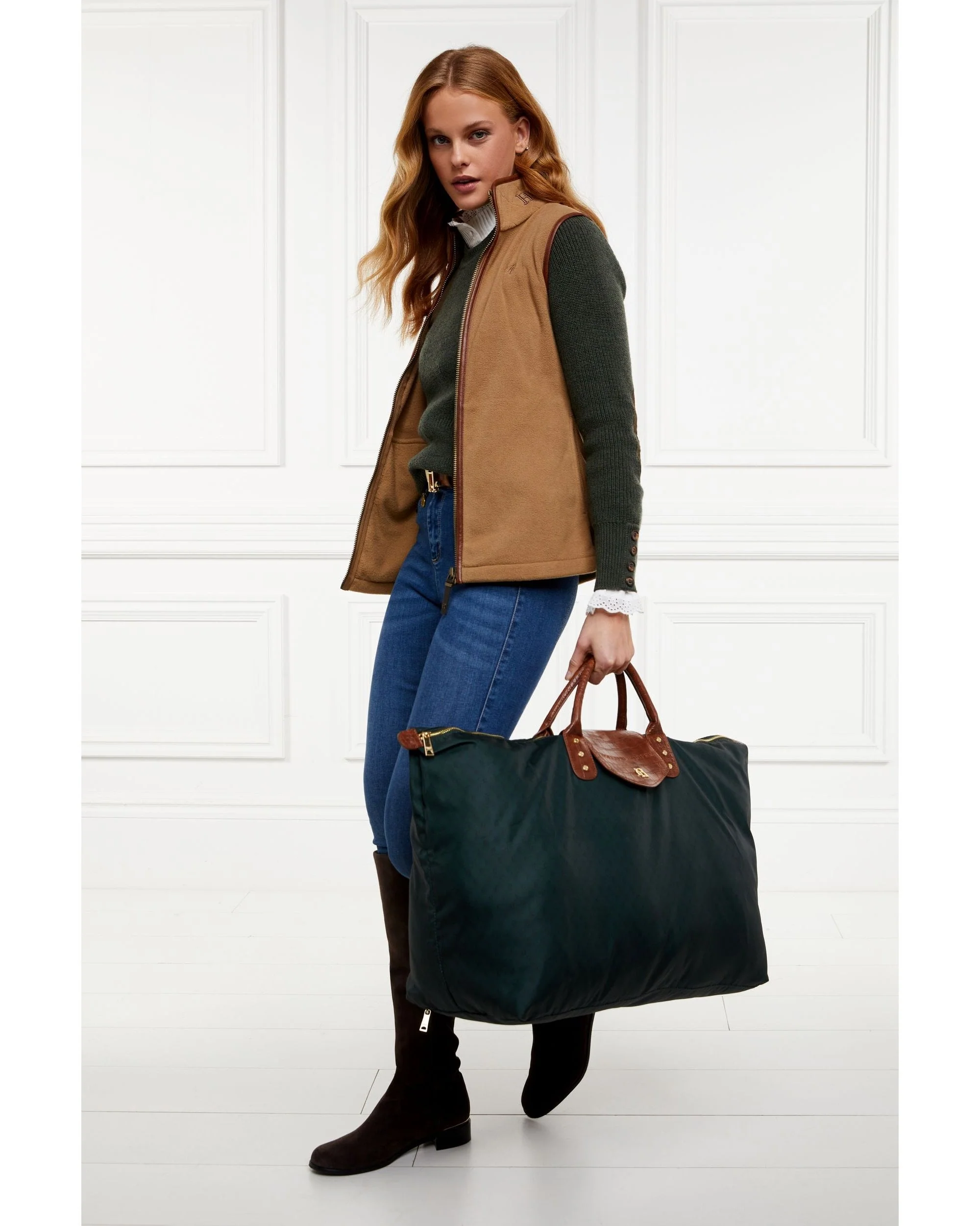 Country Fleece Gilet - Image 13