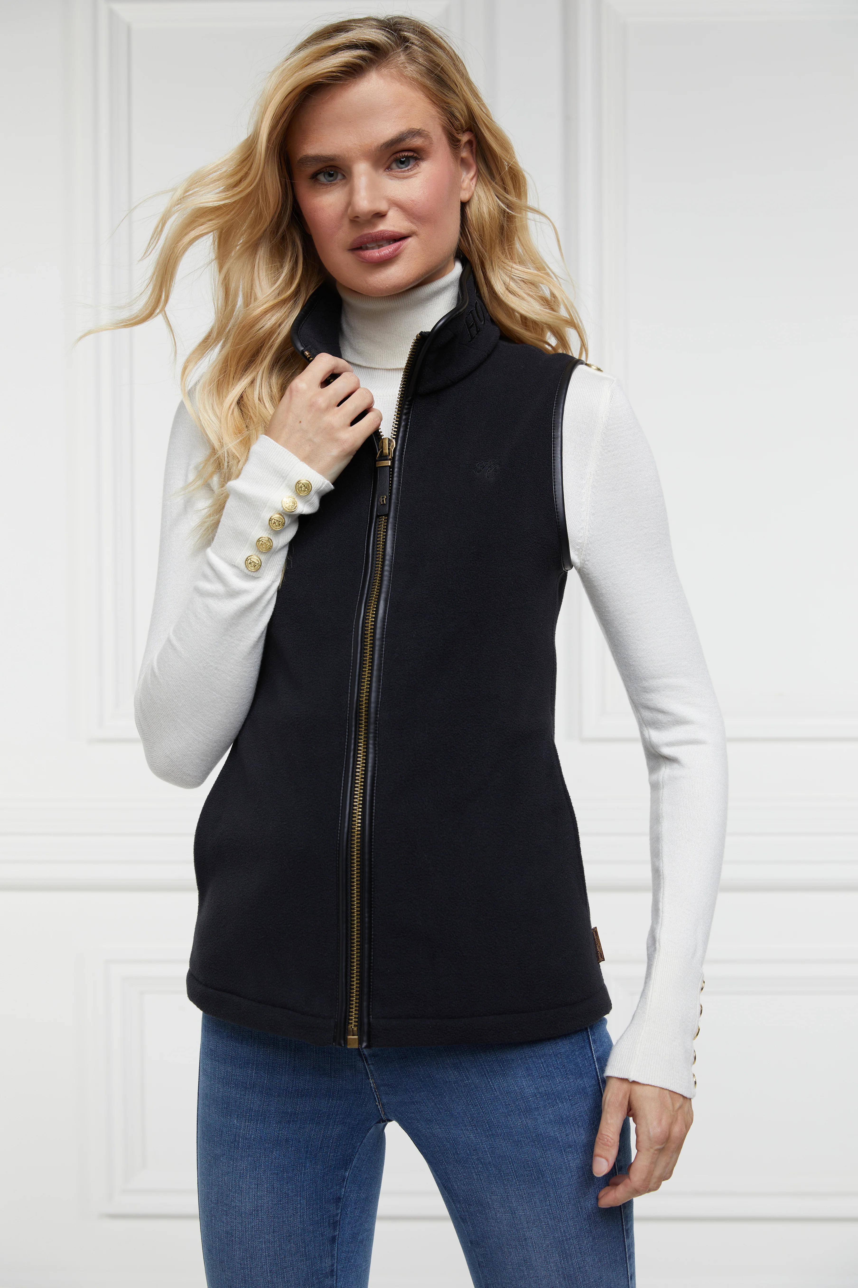 Country Fleece Gilet - Image 18