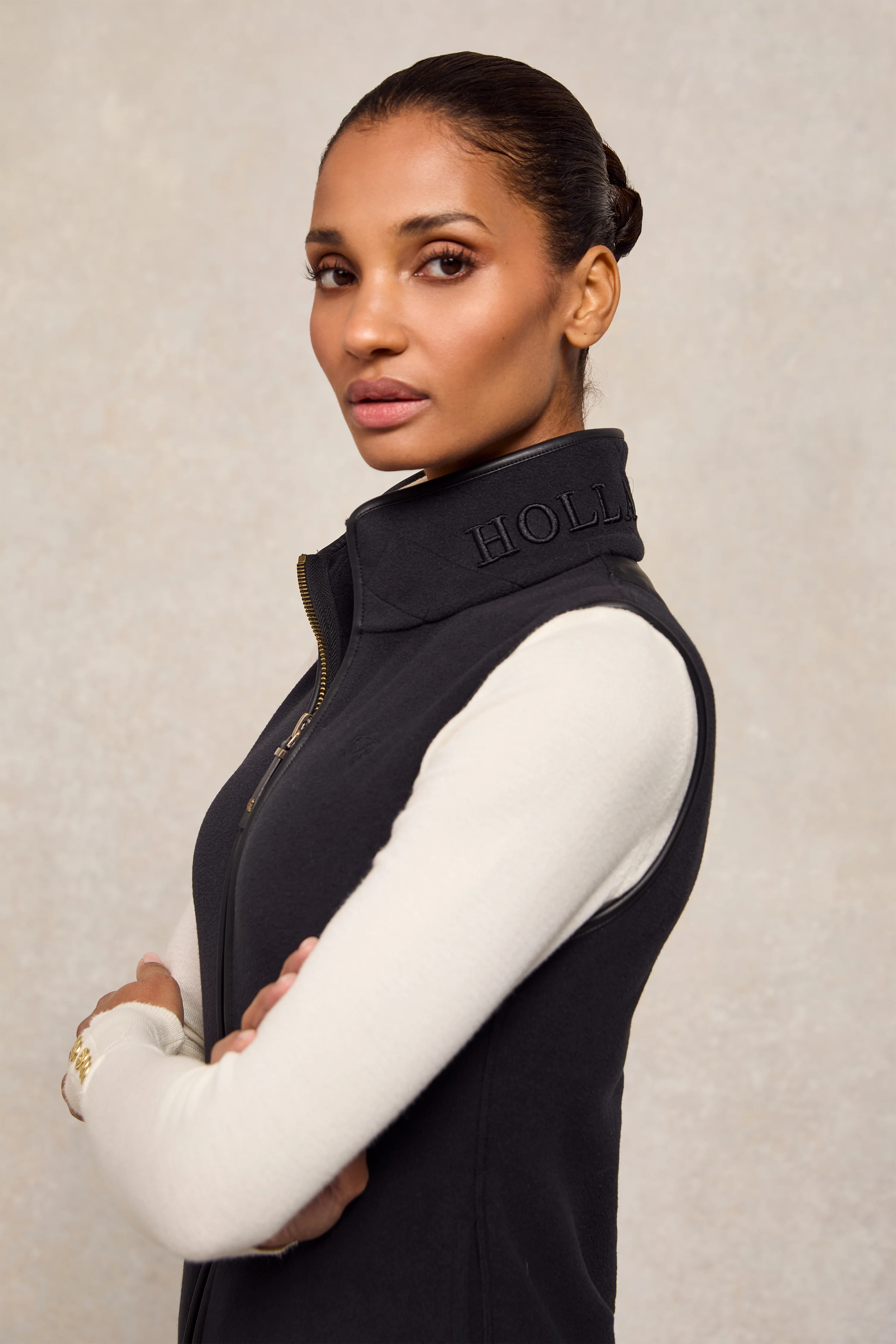 Country Fleece Gilet - Image 8