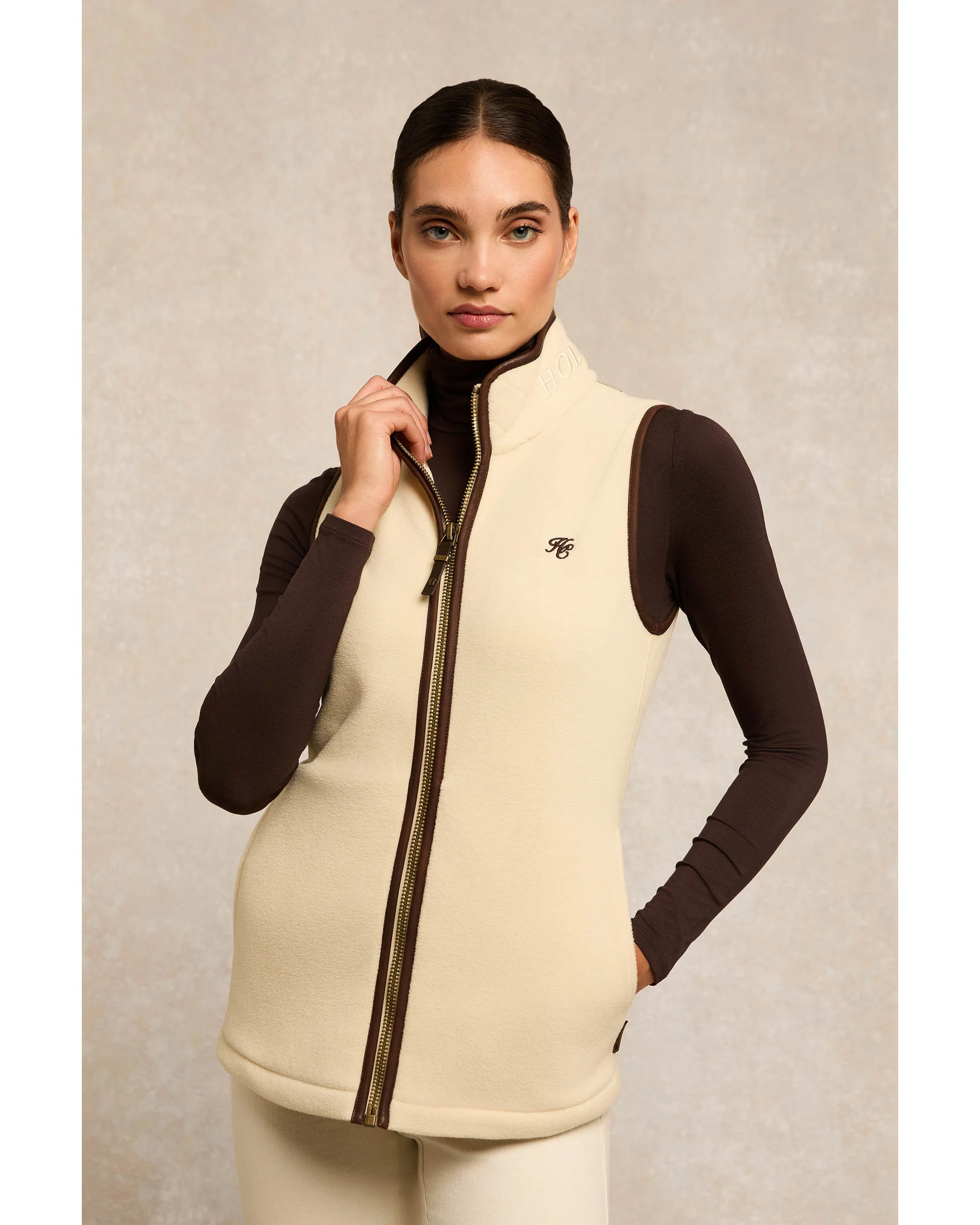 Country Fleece Gilet - Image 12