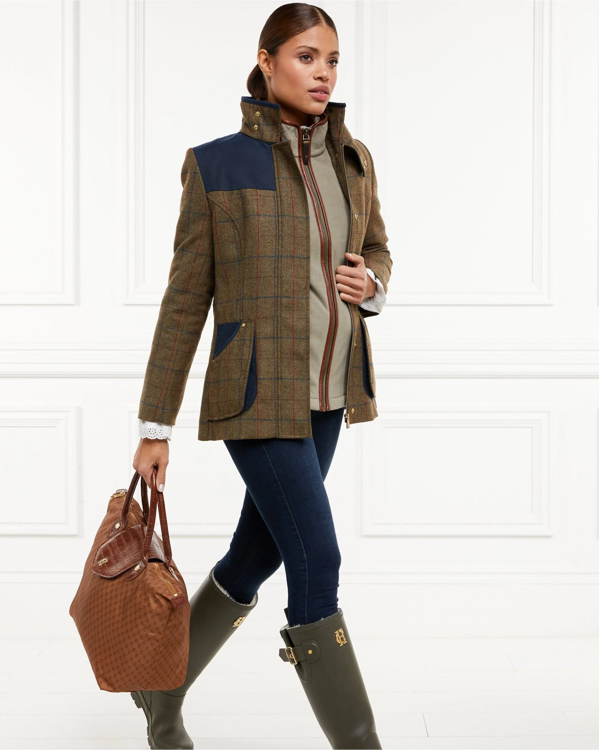 Country Fleece Gilet - Image 7