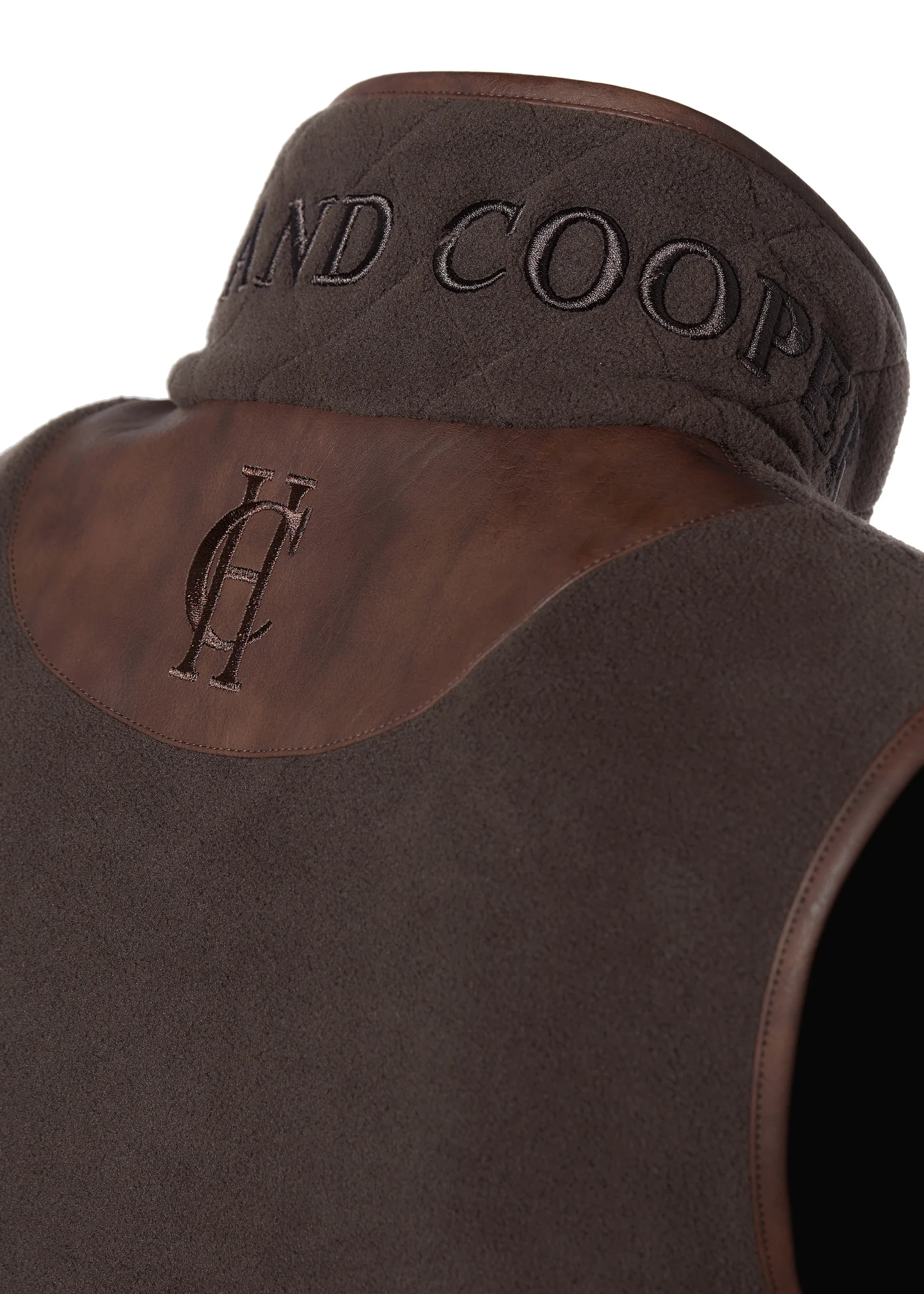 Country Fleece Gilet - Image 8