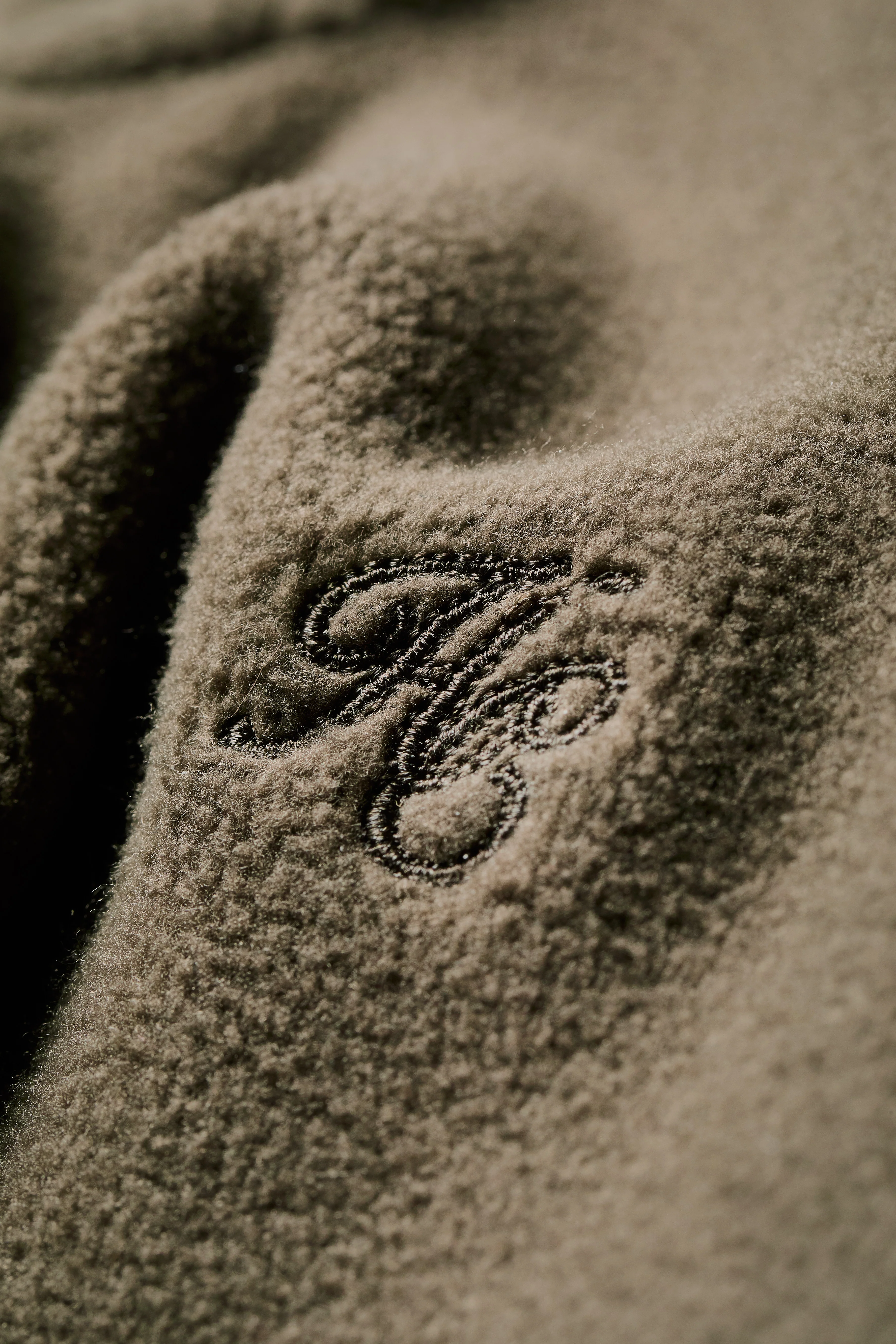 Country Longline Fleece - Image 10