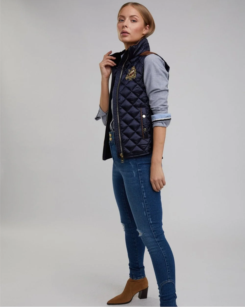 Diamond Quilted Classic Gilet - Image 4