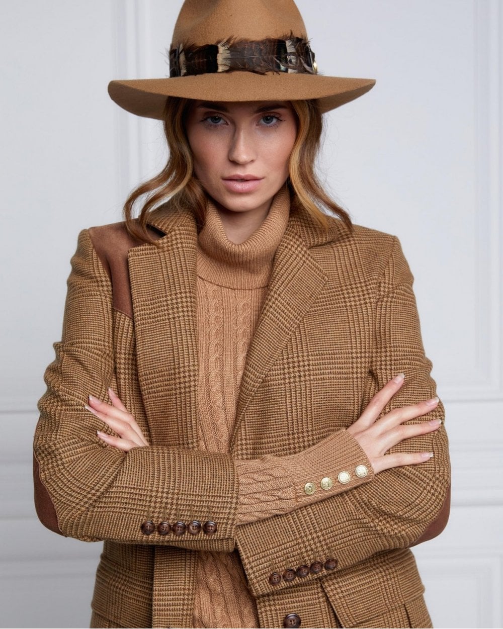 Iridescent Feather Band Trilby Hat - Image 9