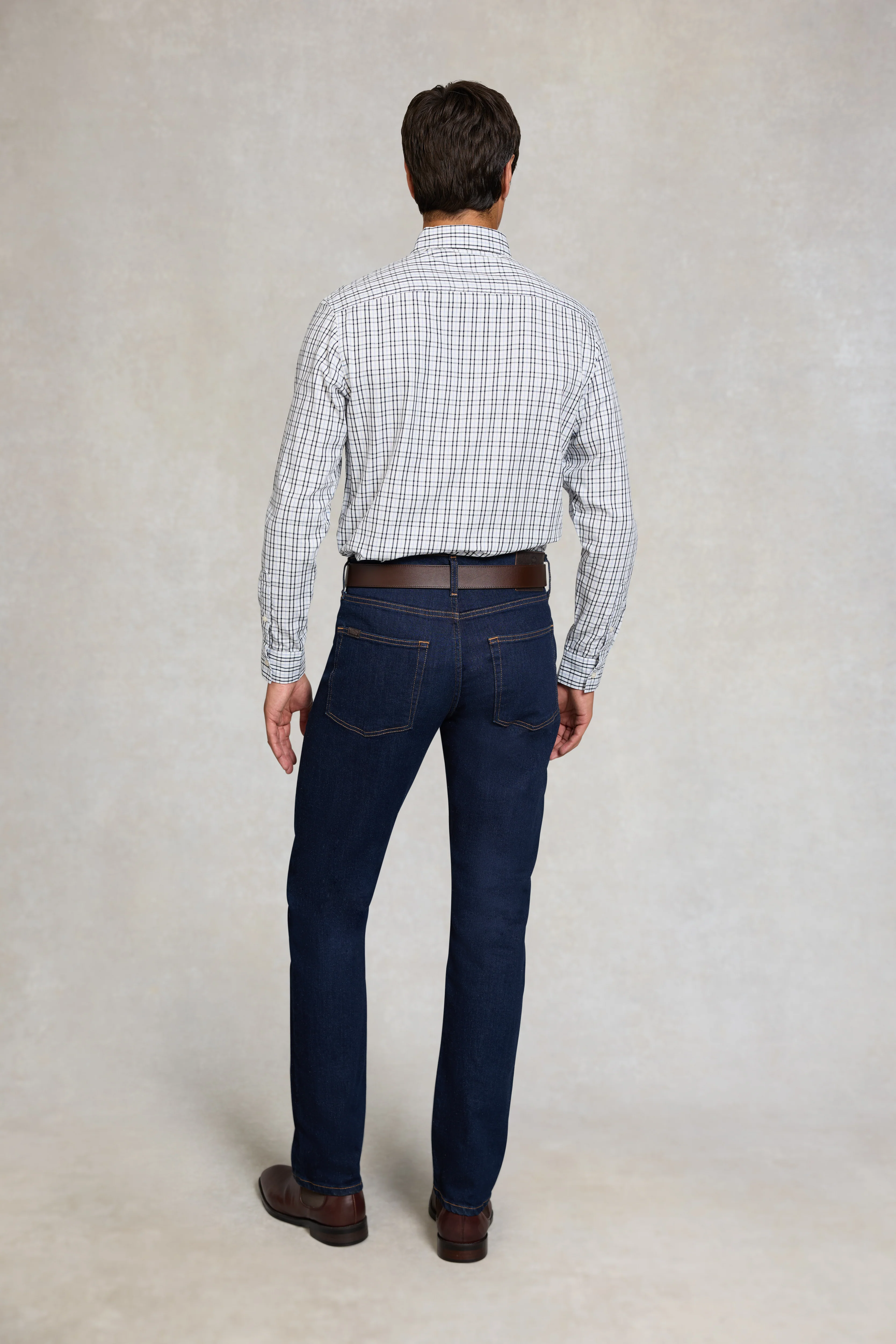 Men's Classic Woven Button Down Shirt - Image 4