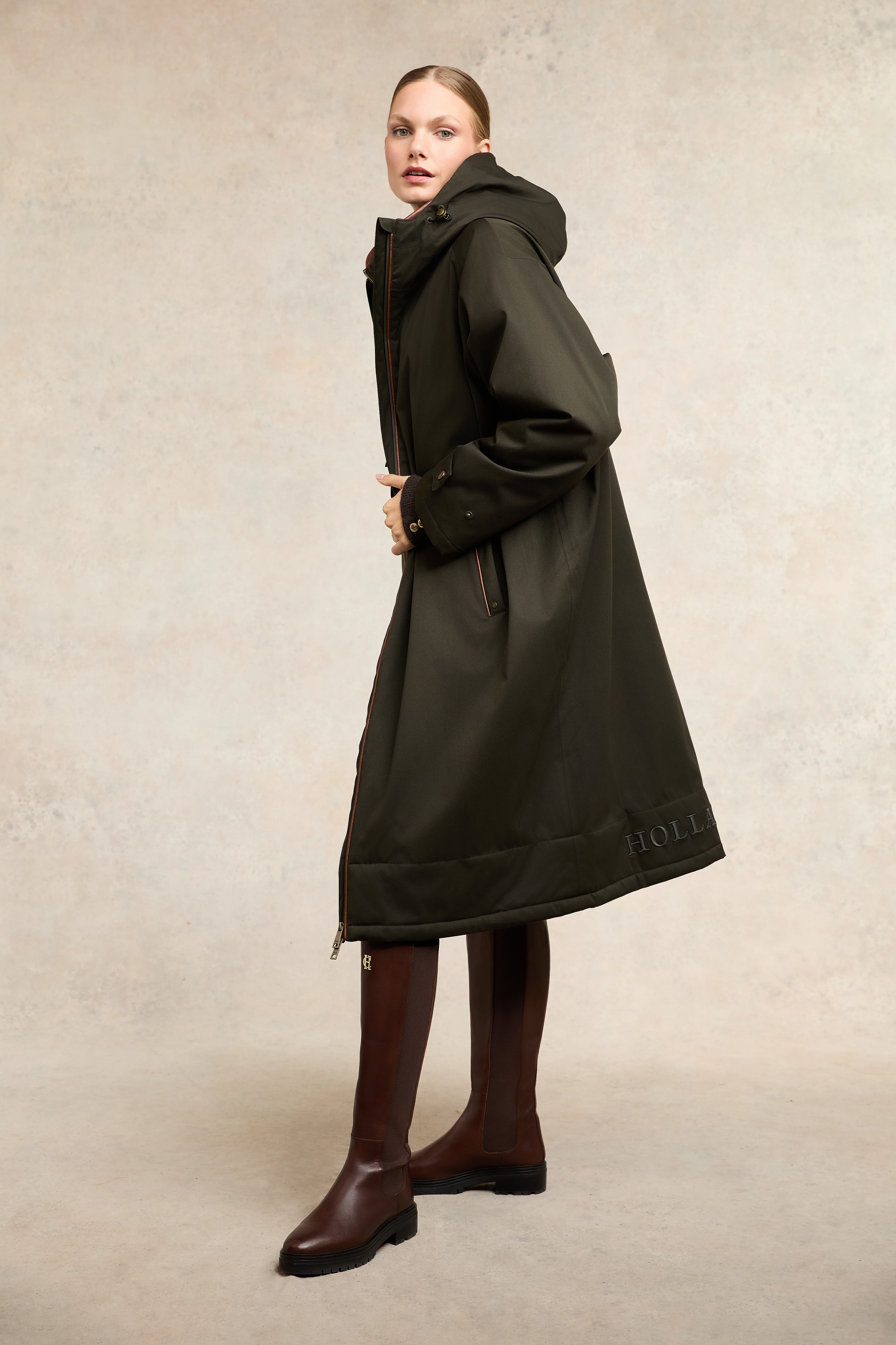 One-Size Waterproof Coat (Khaki) - Image 4