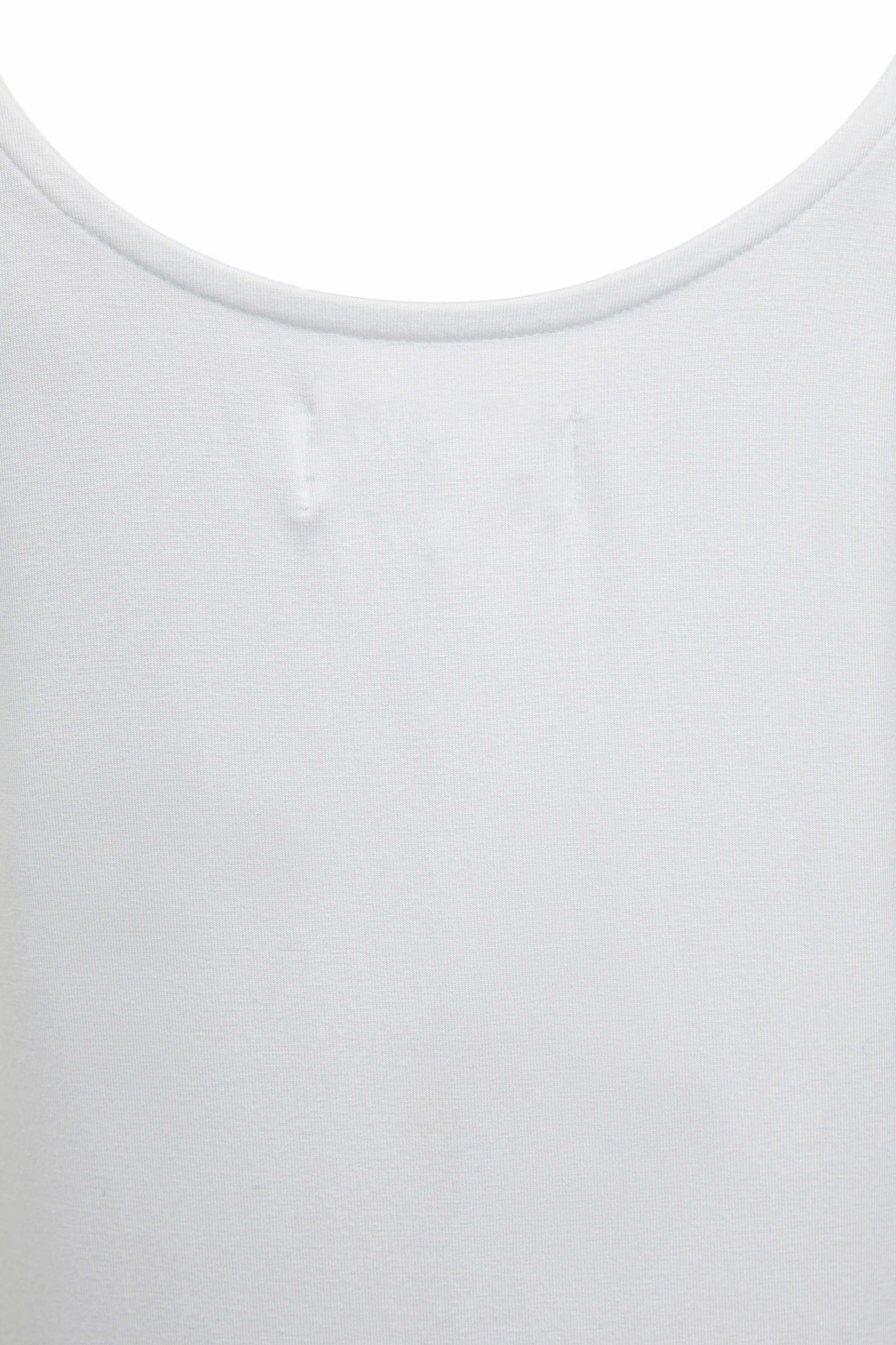 Ruby Knitted Vest - Image 11