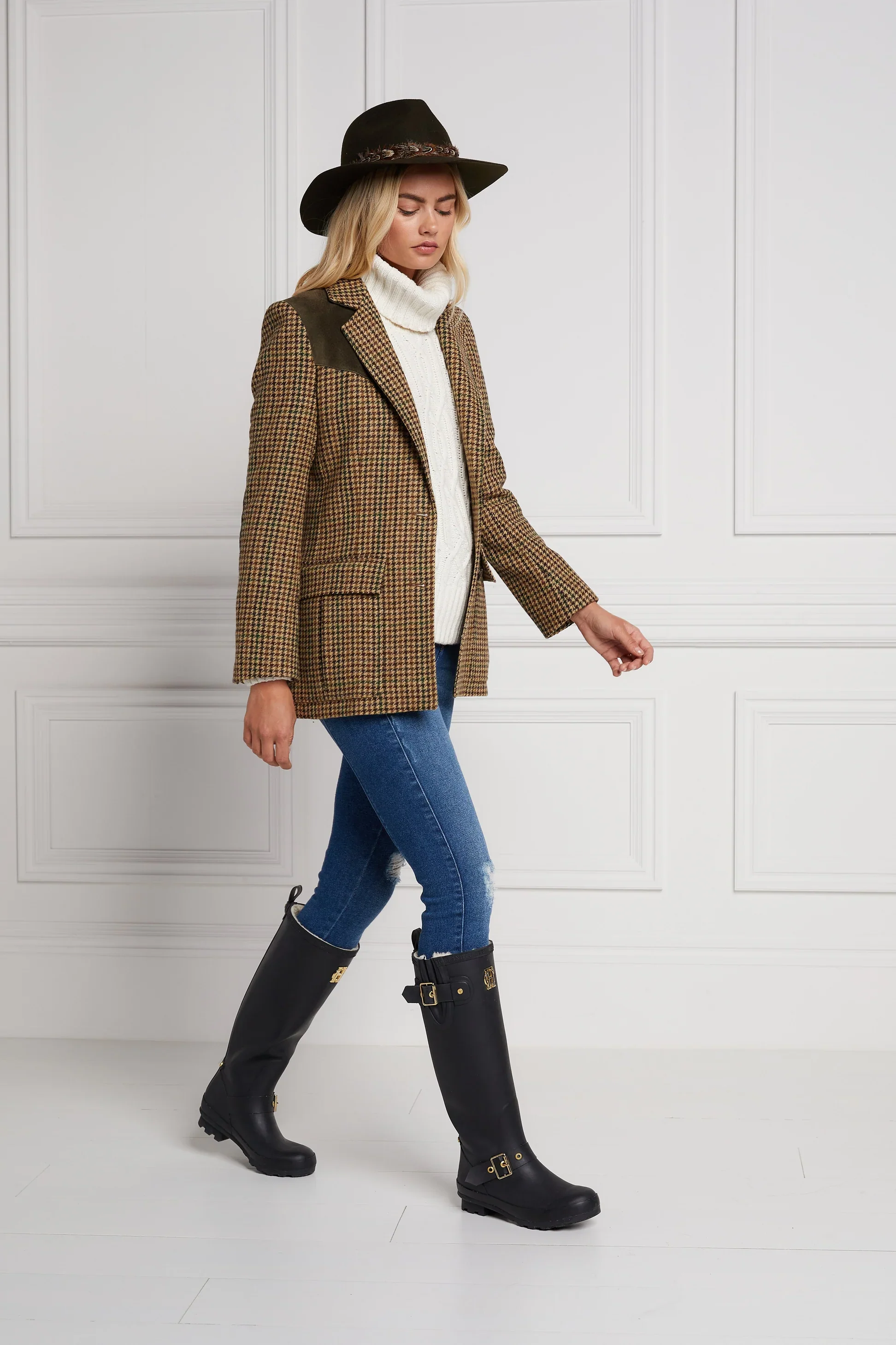 Sherpa Lined Regency Wellington - Image 4