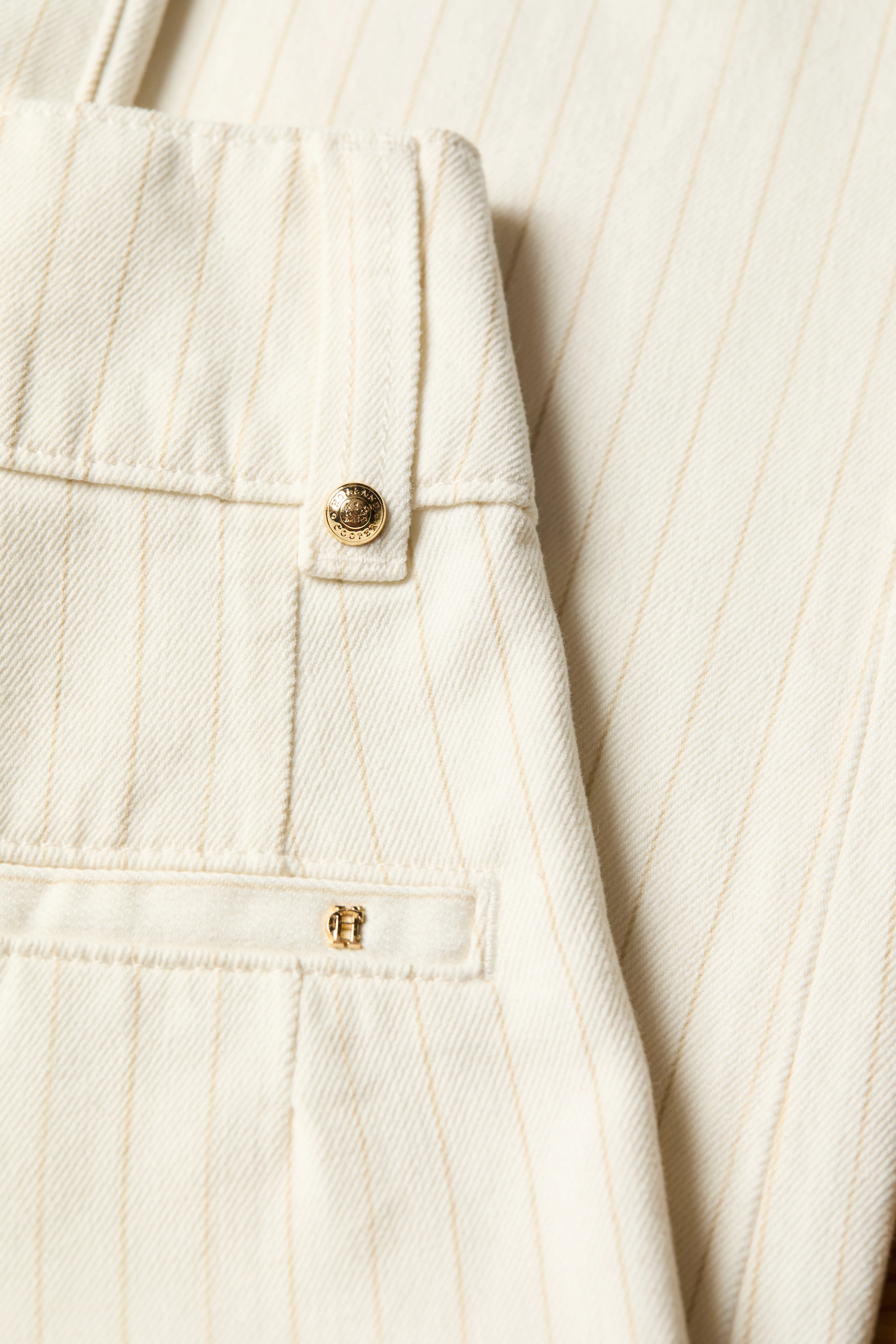 Tailored Wide Leg Jean - Image 9