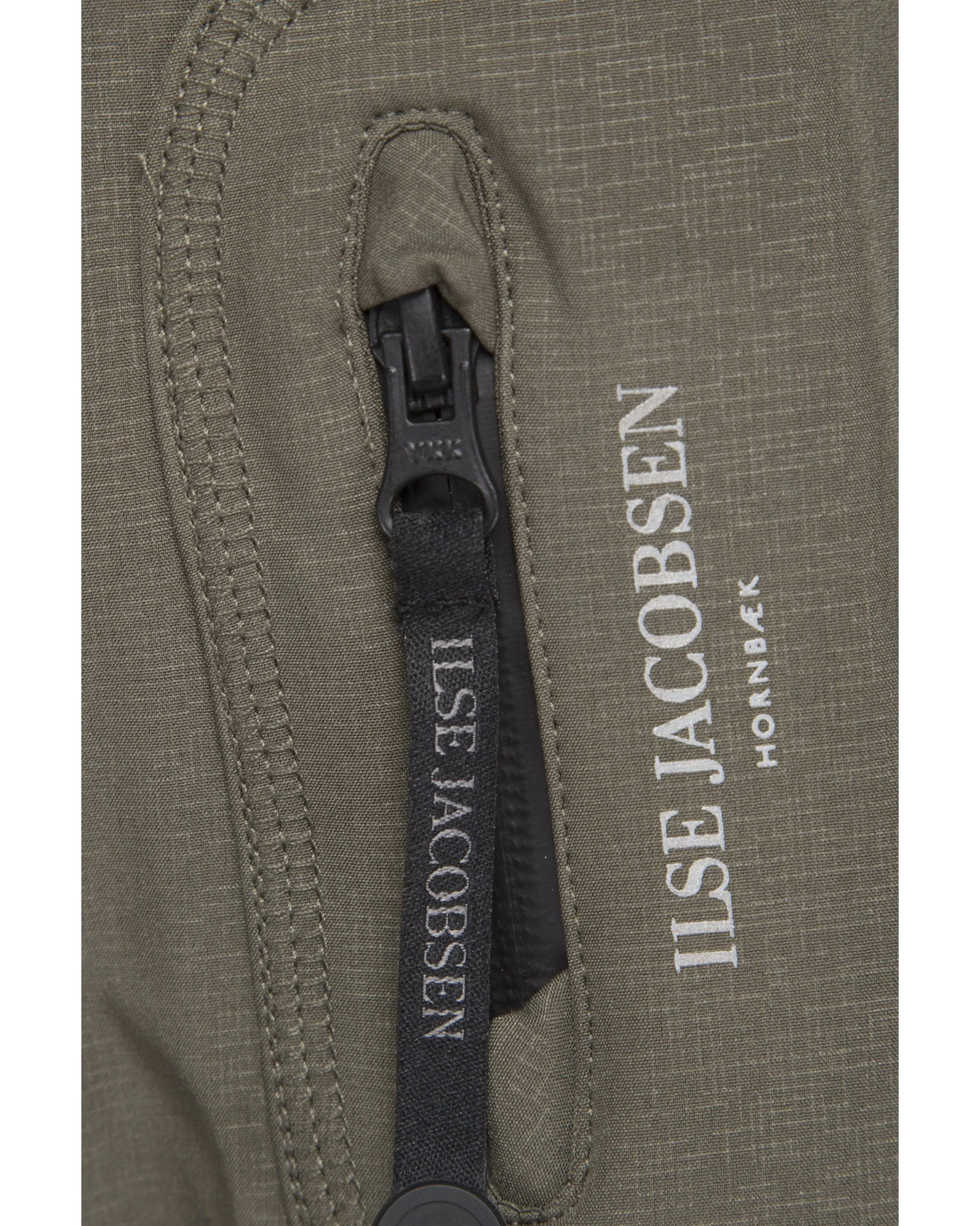 3/4 Raincoat - Image 9