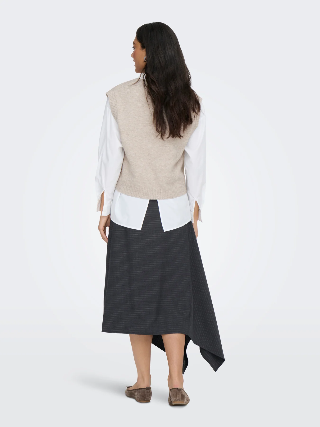 JDYSUPER Knitted Vest - Image 12