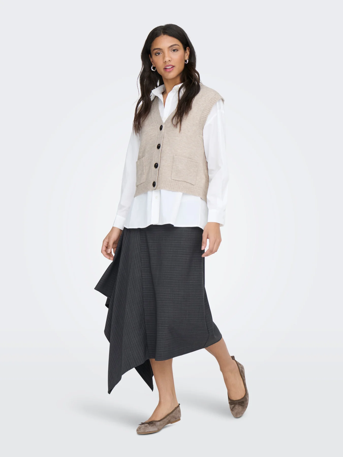 JDYSUPER Knitted Vest - Image 13