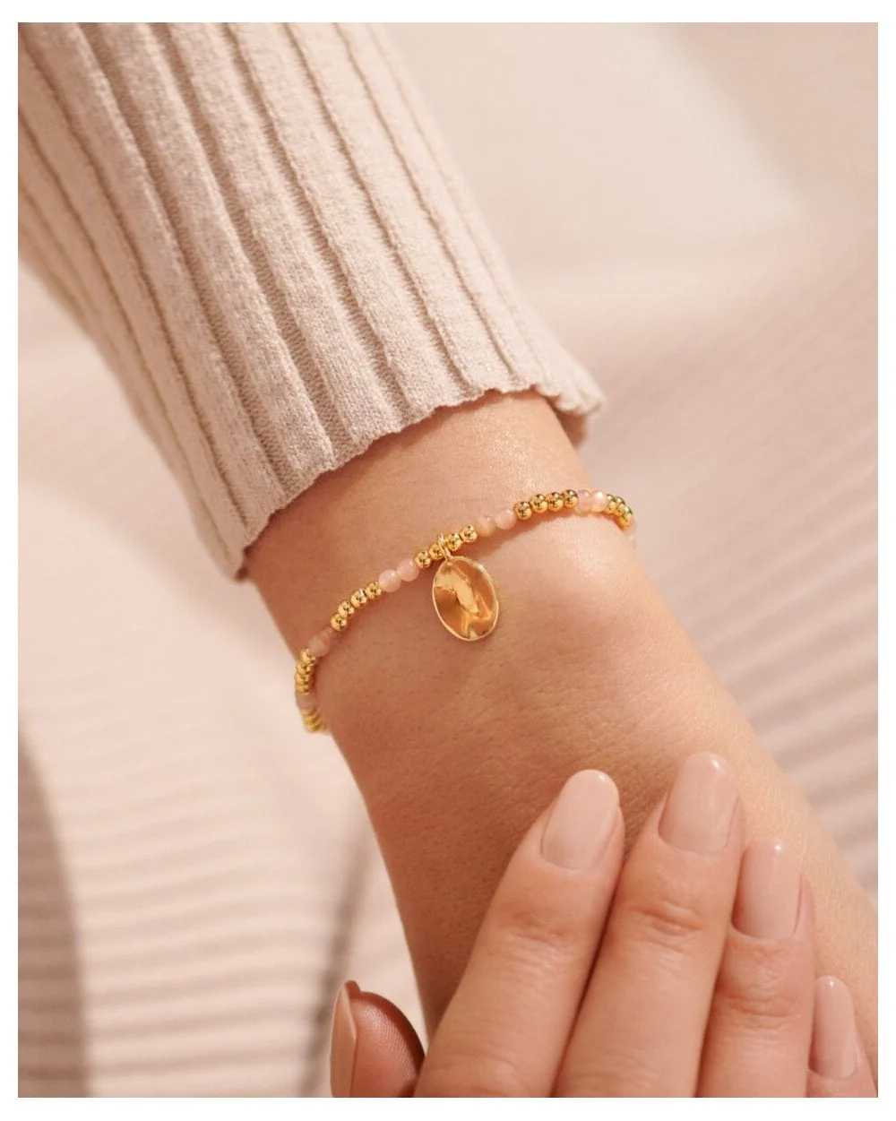 July A Little Birthstone Gold Bracelet - Image 3