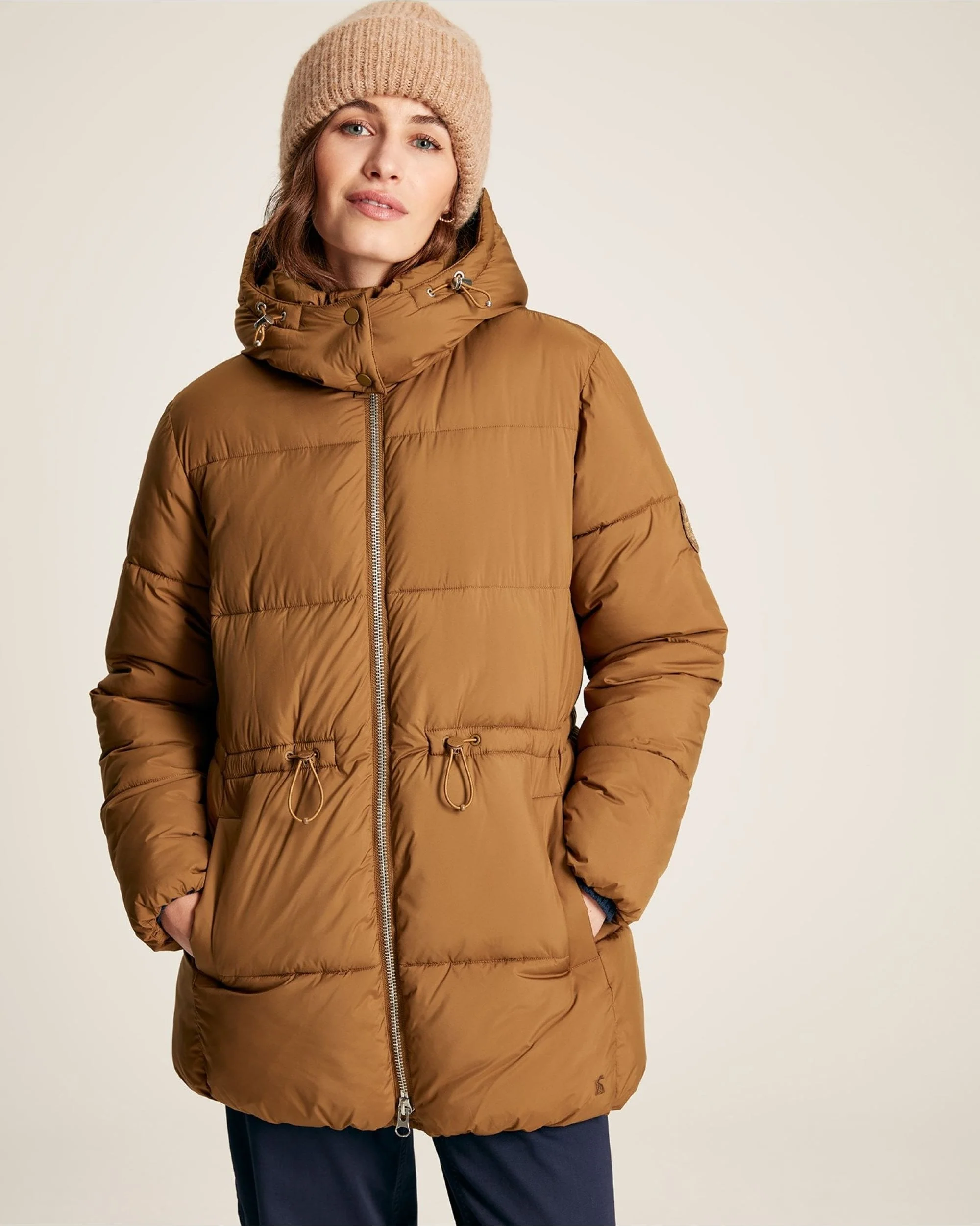 Holsworth Fashion Padded - Image 5