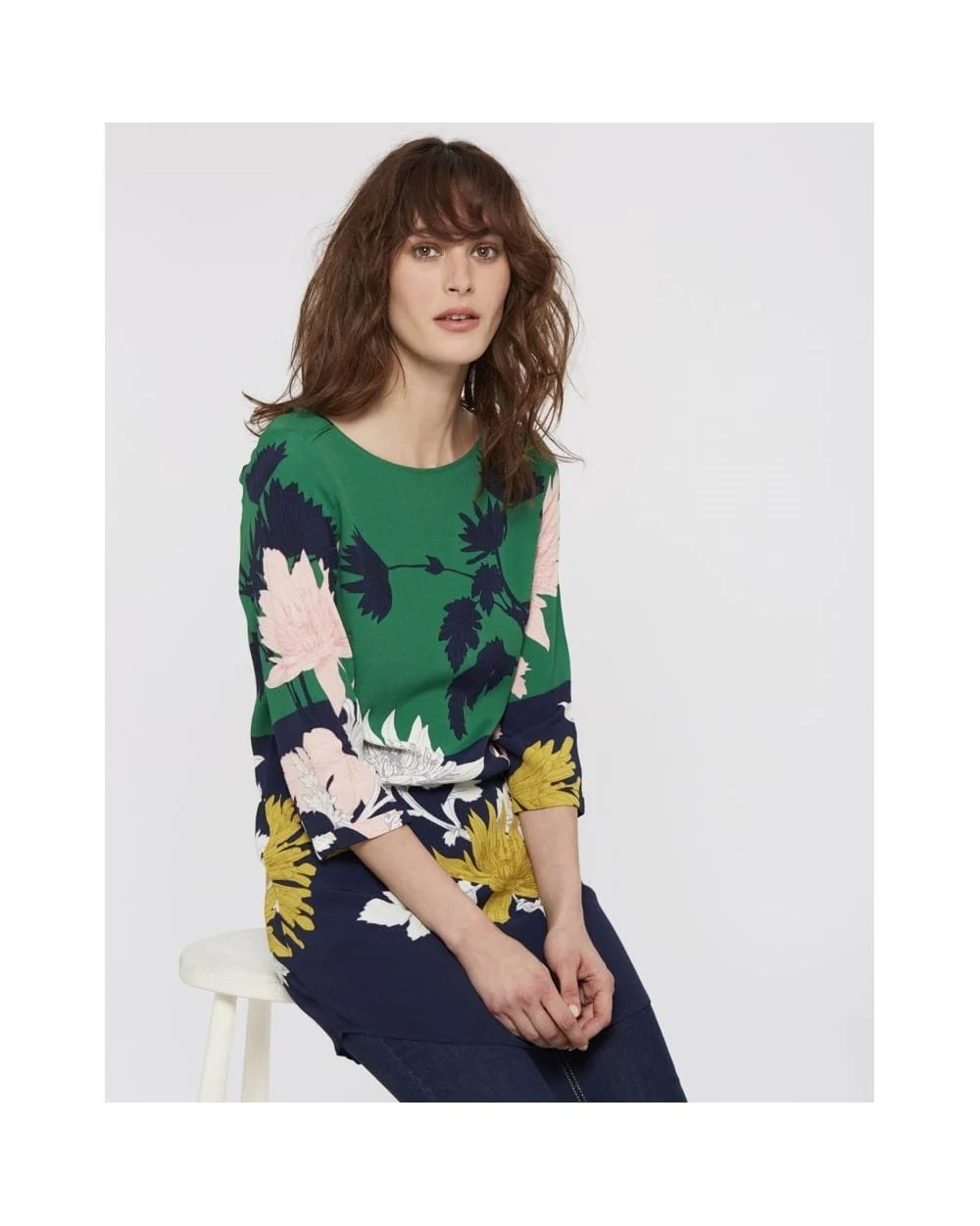 Ladies Felicia Printed Crepe Tunic - Image 4