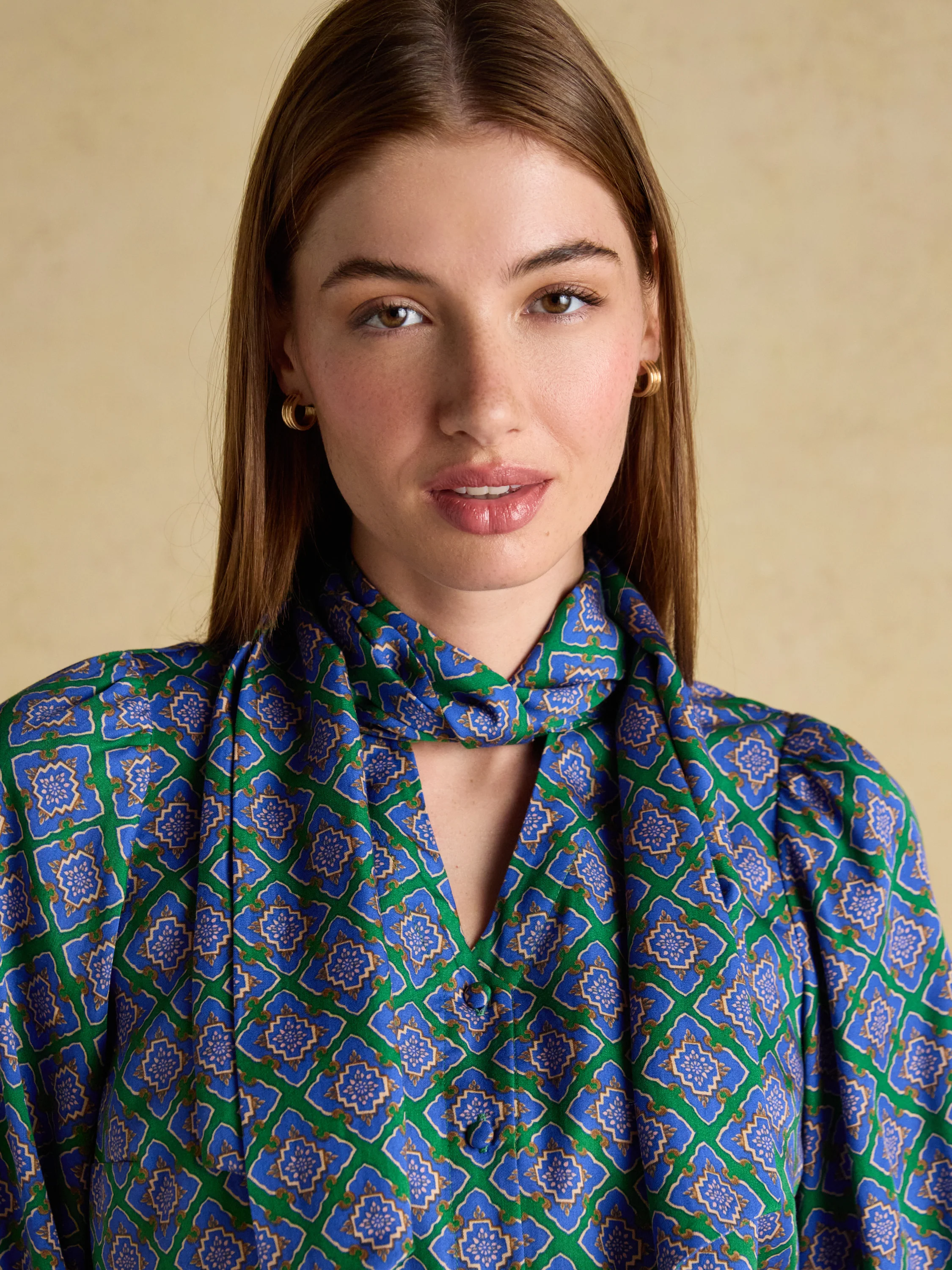 Tabby Tie Neck Blouse - Image 16