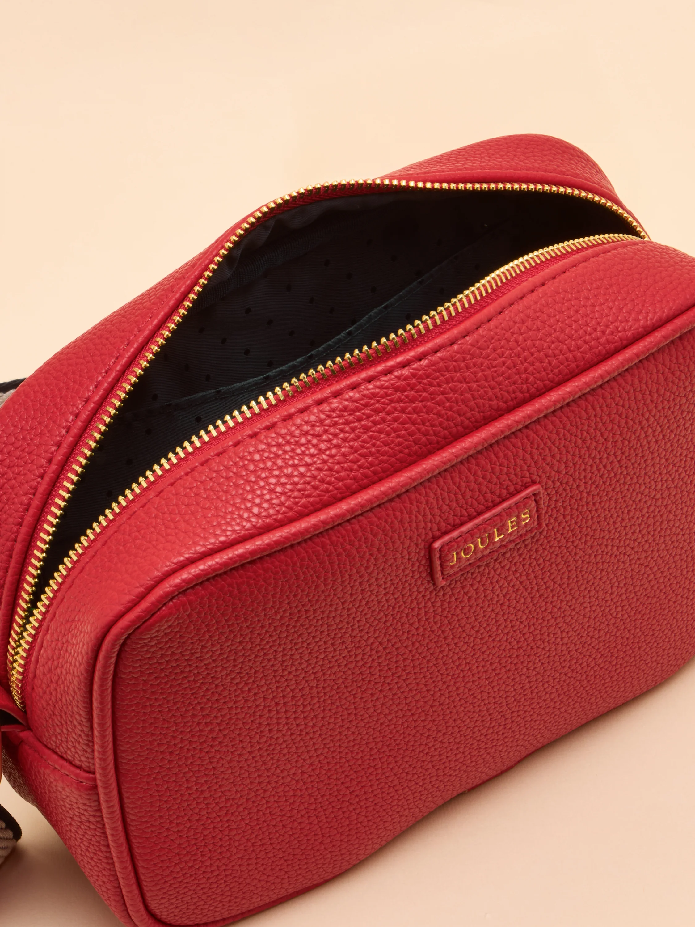 Trent Crossbody Bag - Image 6