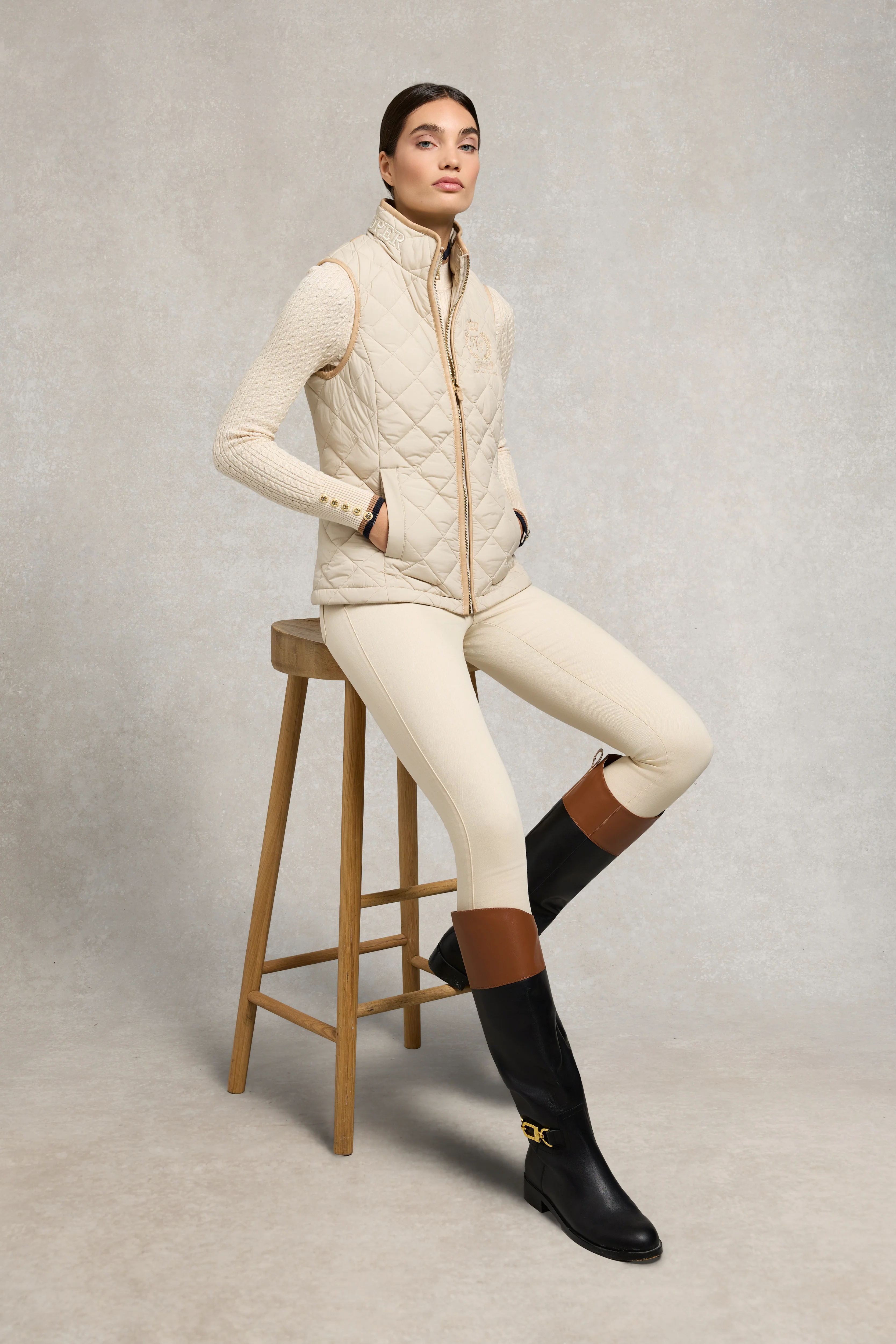 Lightweight Country Gilet - Image 8