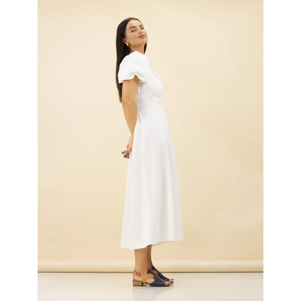 Lunar Jaden Navy Leather Sandal - Image 3