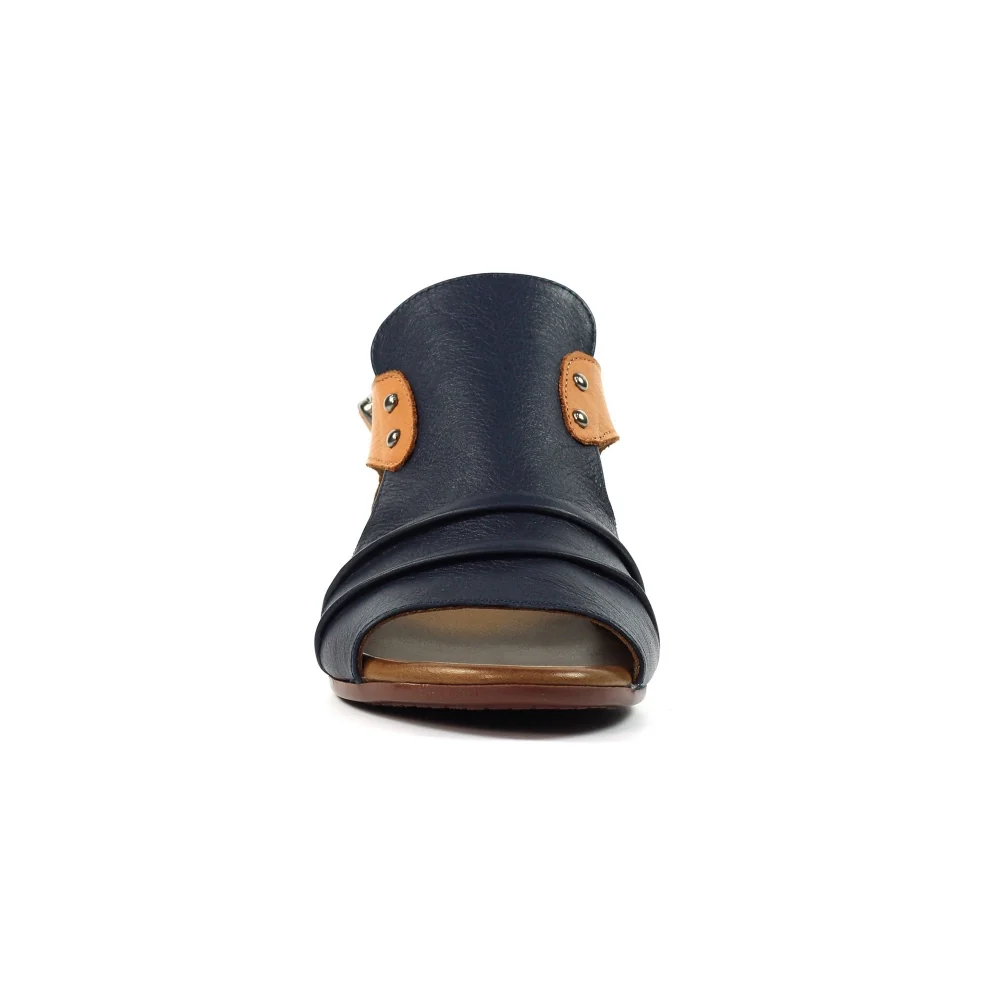 Lunar Jaden Navy Leather Sandal - Image 4
