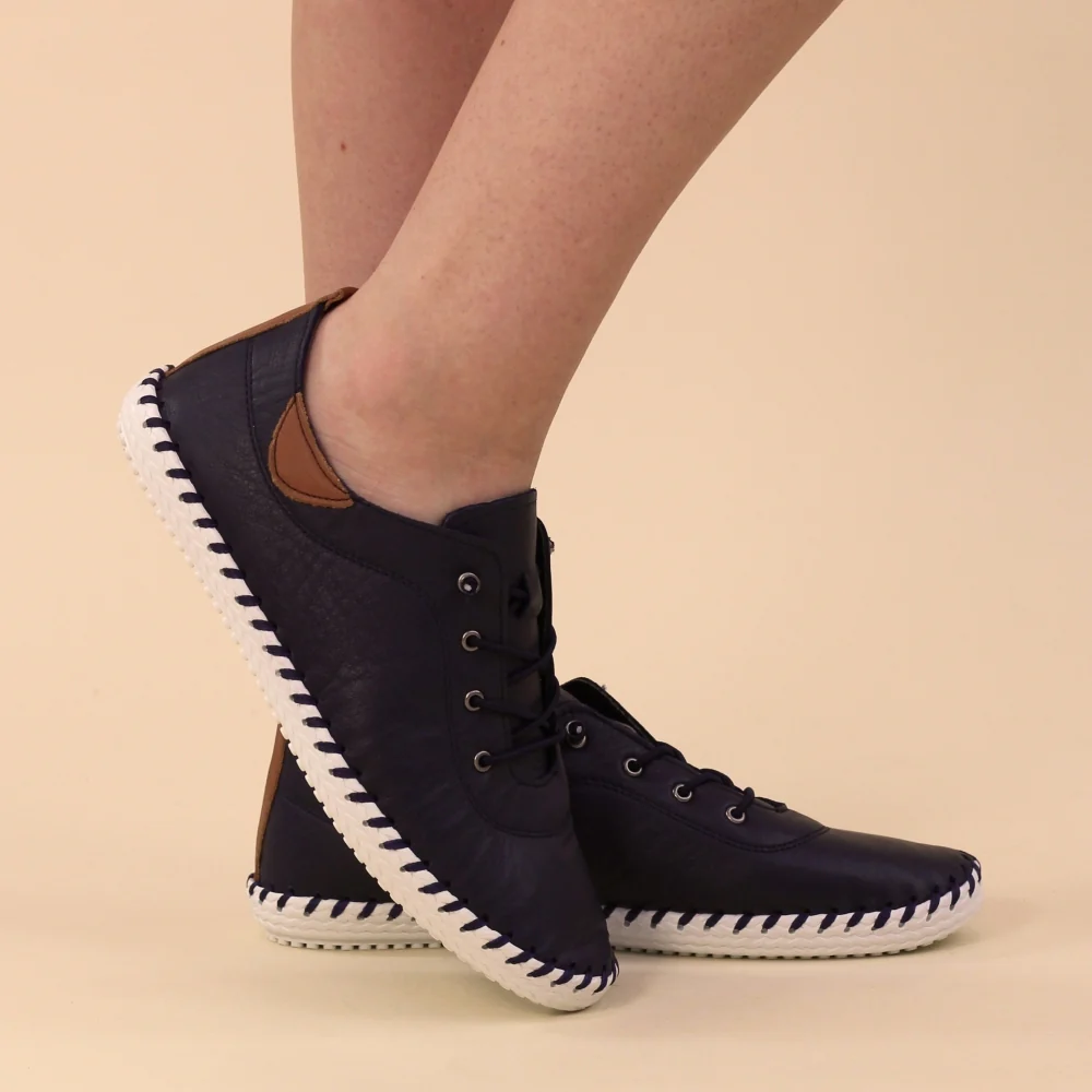 St Ives Leather Plimsoll - Image 7