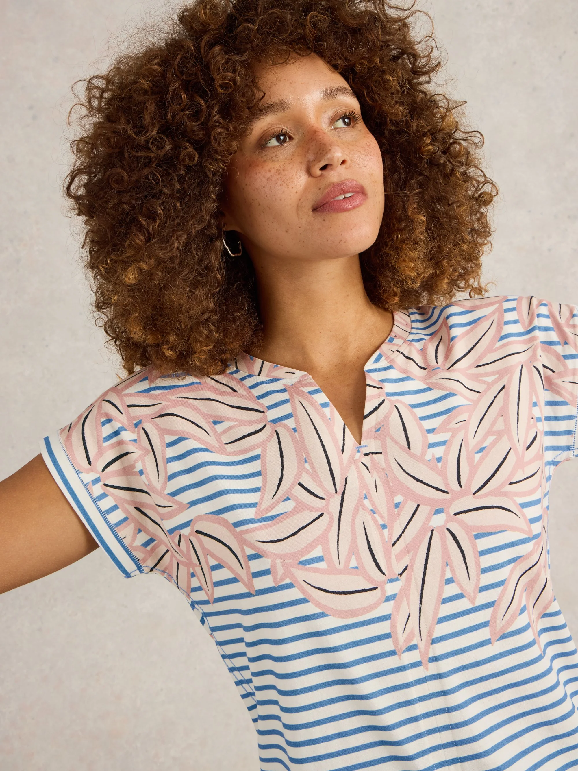 Nelly Notch Neck Tee - Image 21
