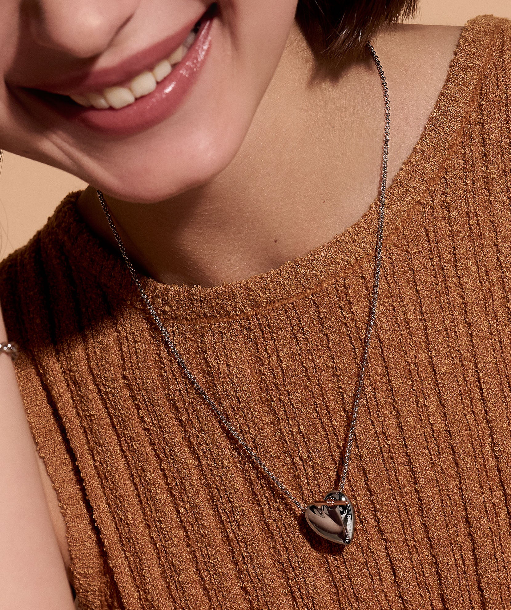 Classic Knot Heart Silver Necklace - Image 2