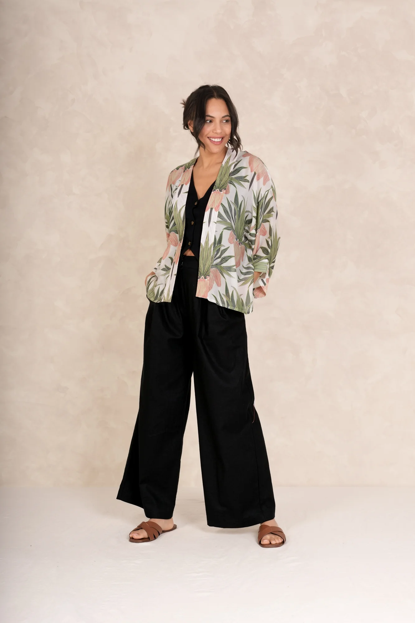Deco Bud Ivory Kimono - Image 3