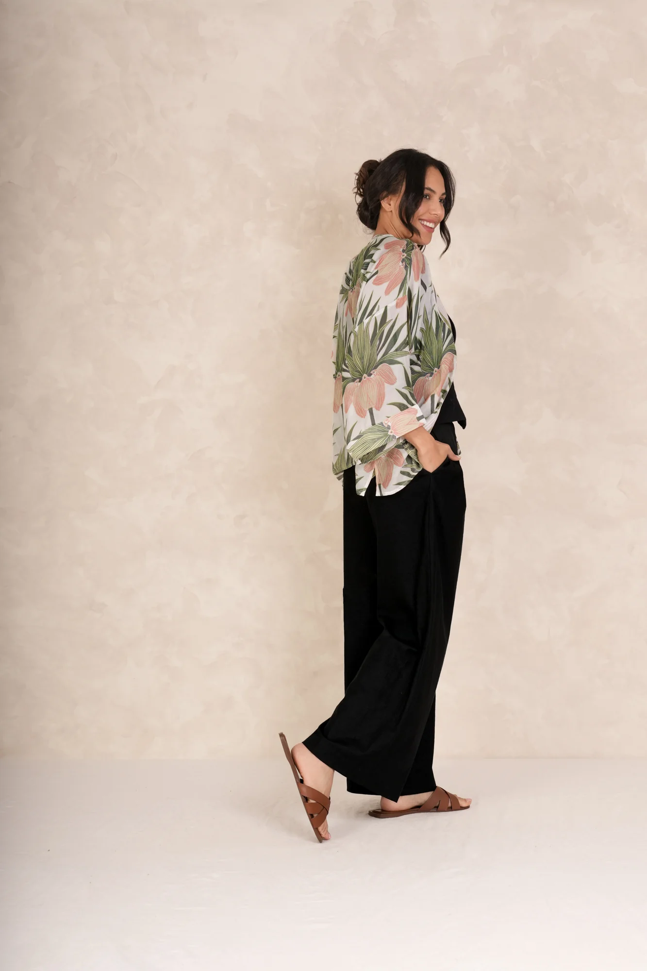 Deco Bud Ivory Kimono - Image 5