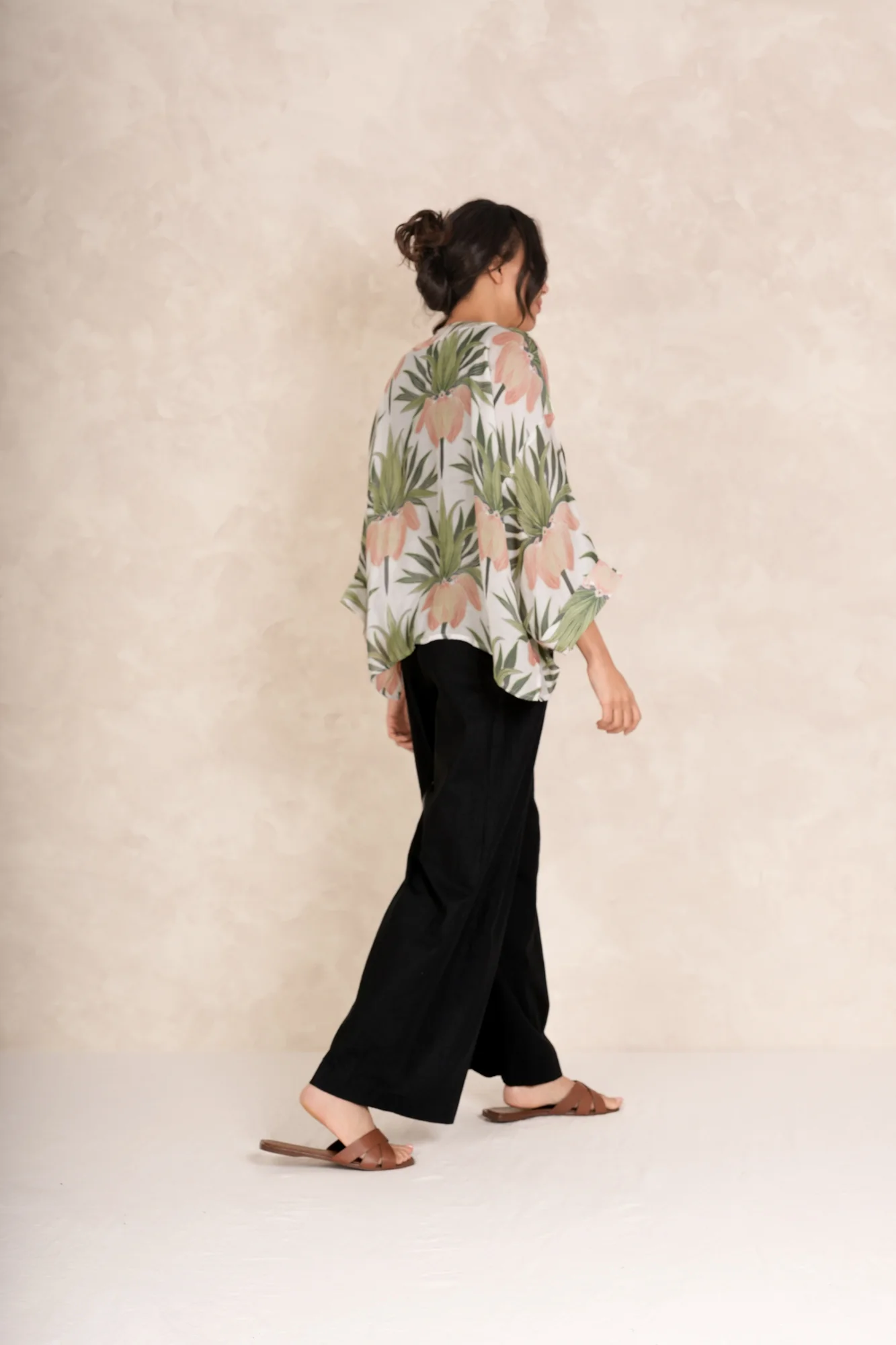 Deco Bud Ivory Kimono - Image 6